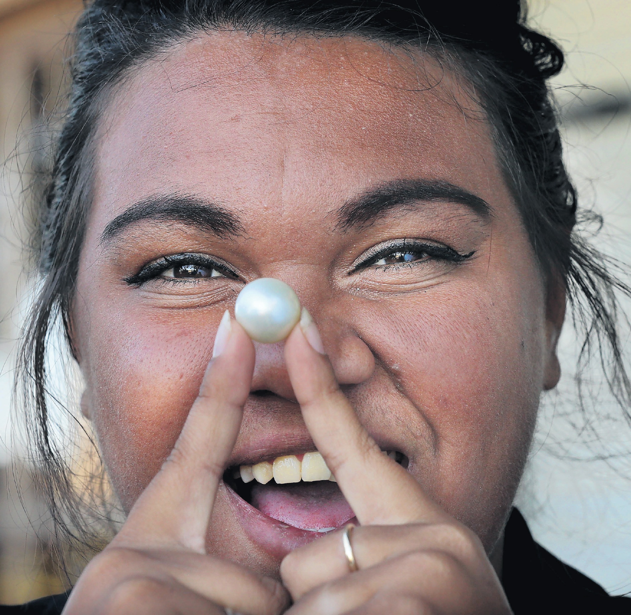 The West Australian discover more about pearling and what's on offer at the farm.