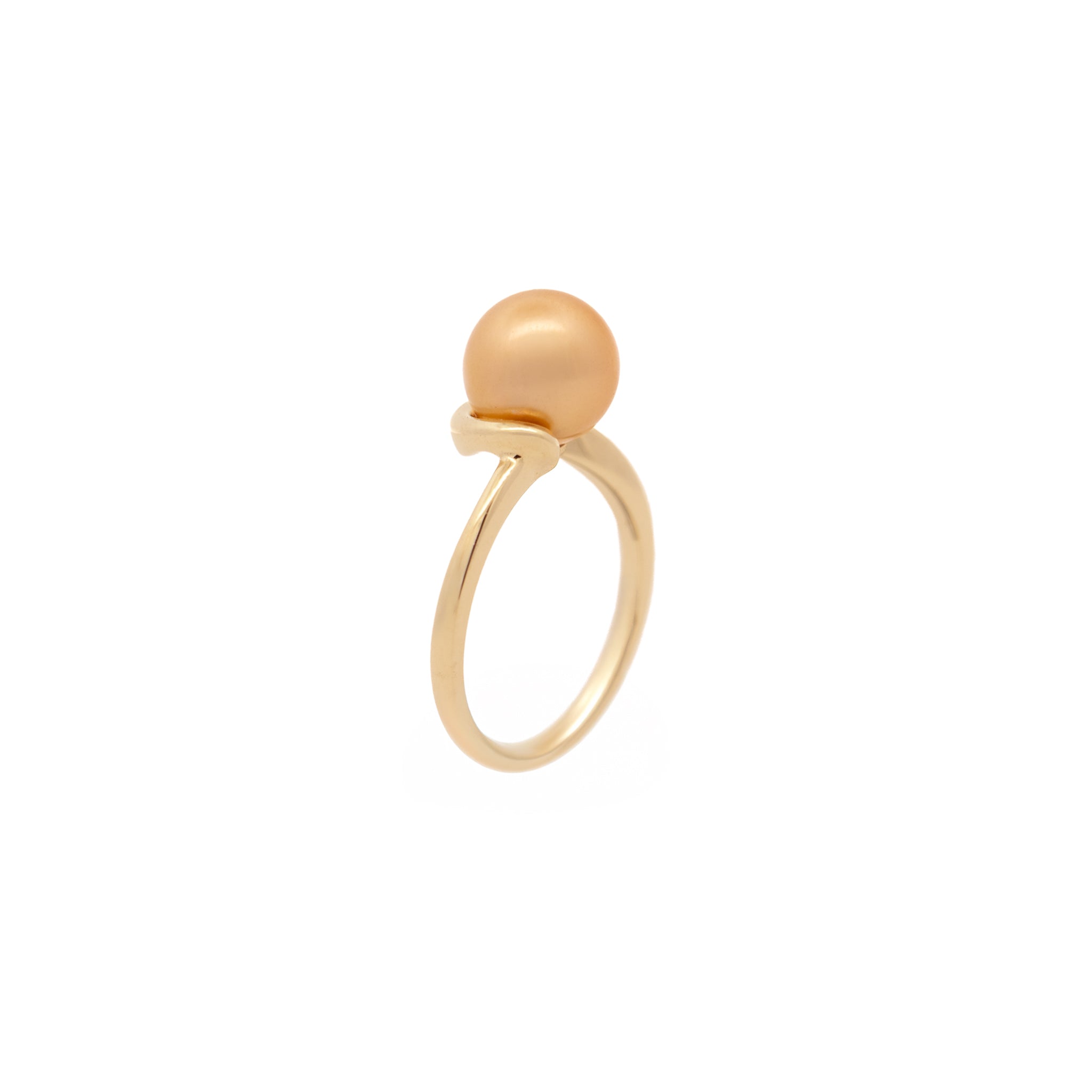 9K Yellow Gold South Sea Cultured 8-9 mm Pearl Ring side view