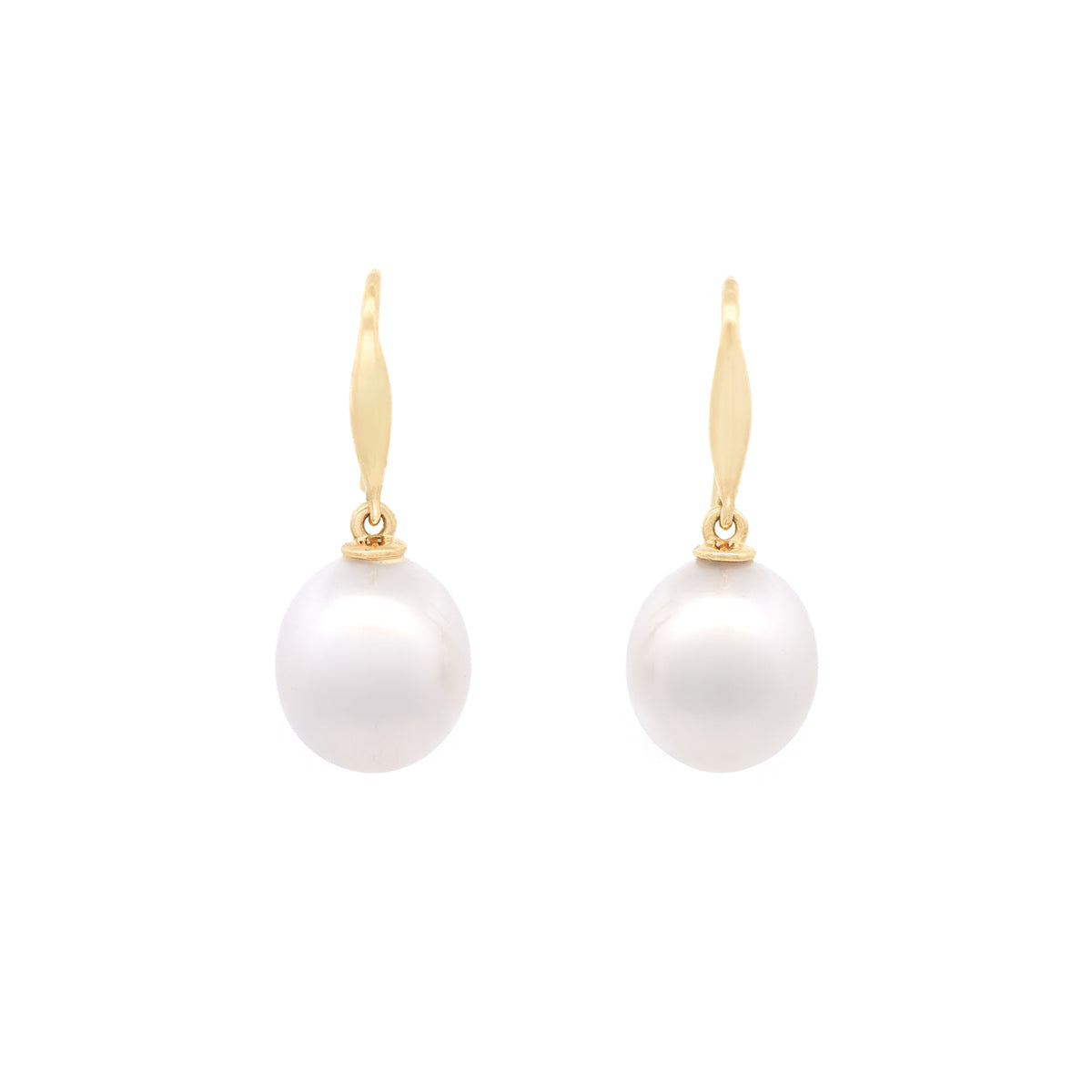 18K Yellow Gold Australian South Sea 9-10 mm Pearl Hook Earrings front view