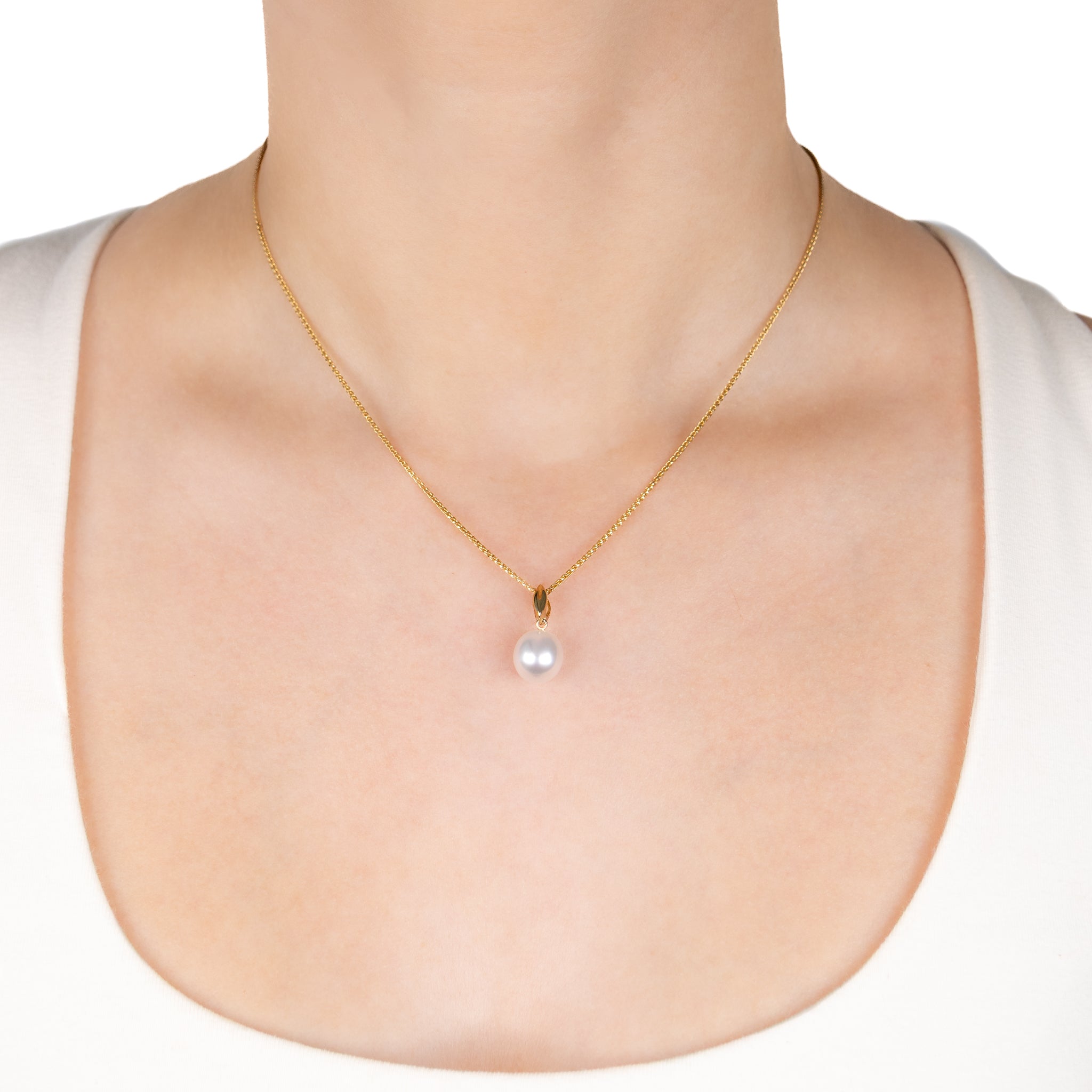 9K Yellow Gold Australian South Sea 9-10mm Cultured Pearl Pendant