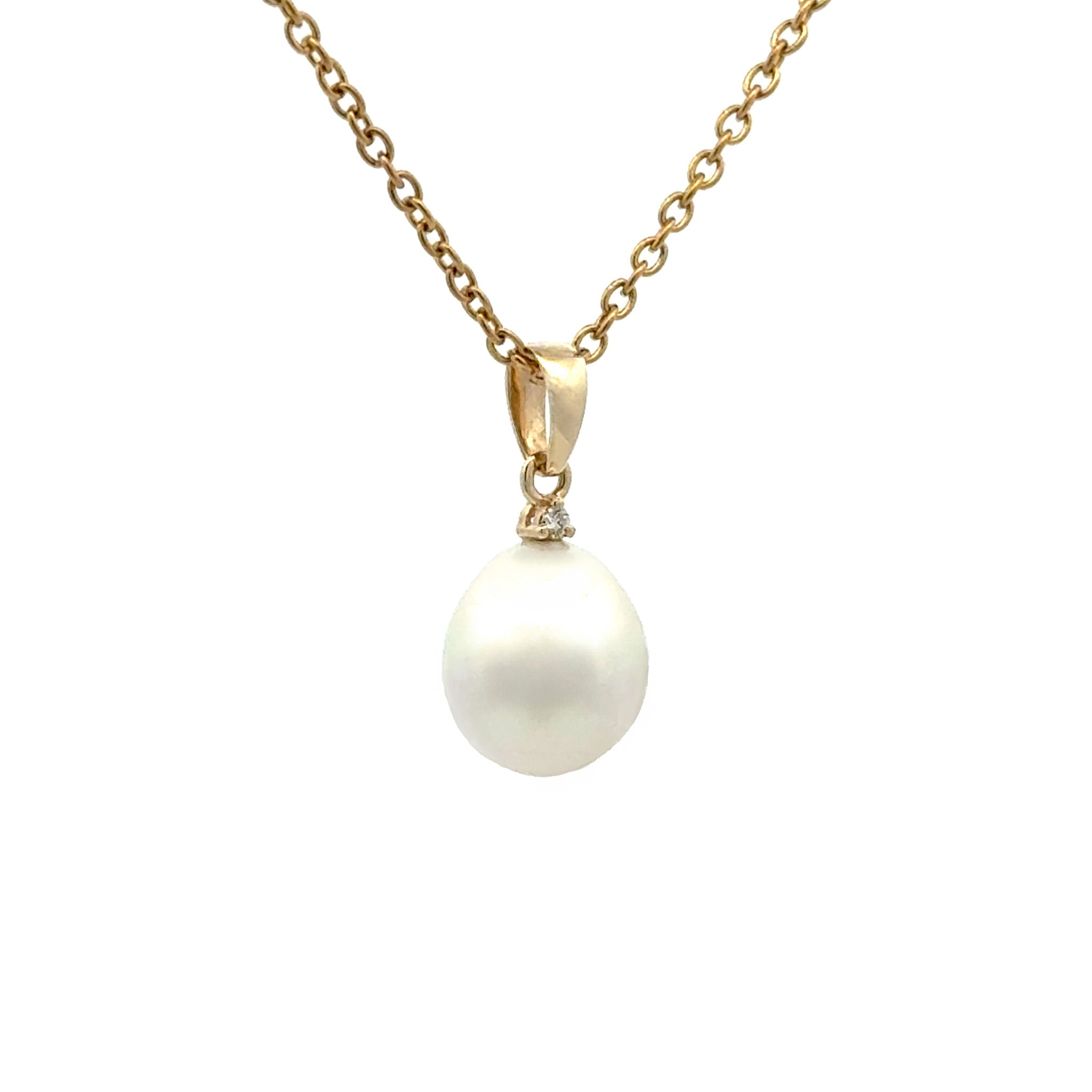 9K Yellow Gold Australian South Sea 9-10 mm Cultured Pearl and Diamond Pendant side view