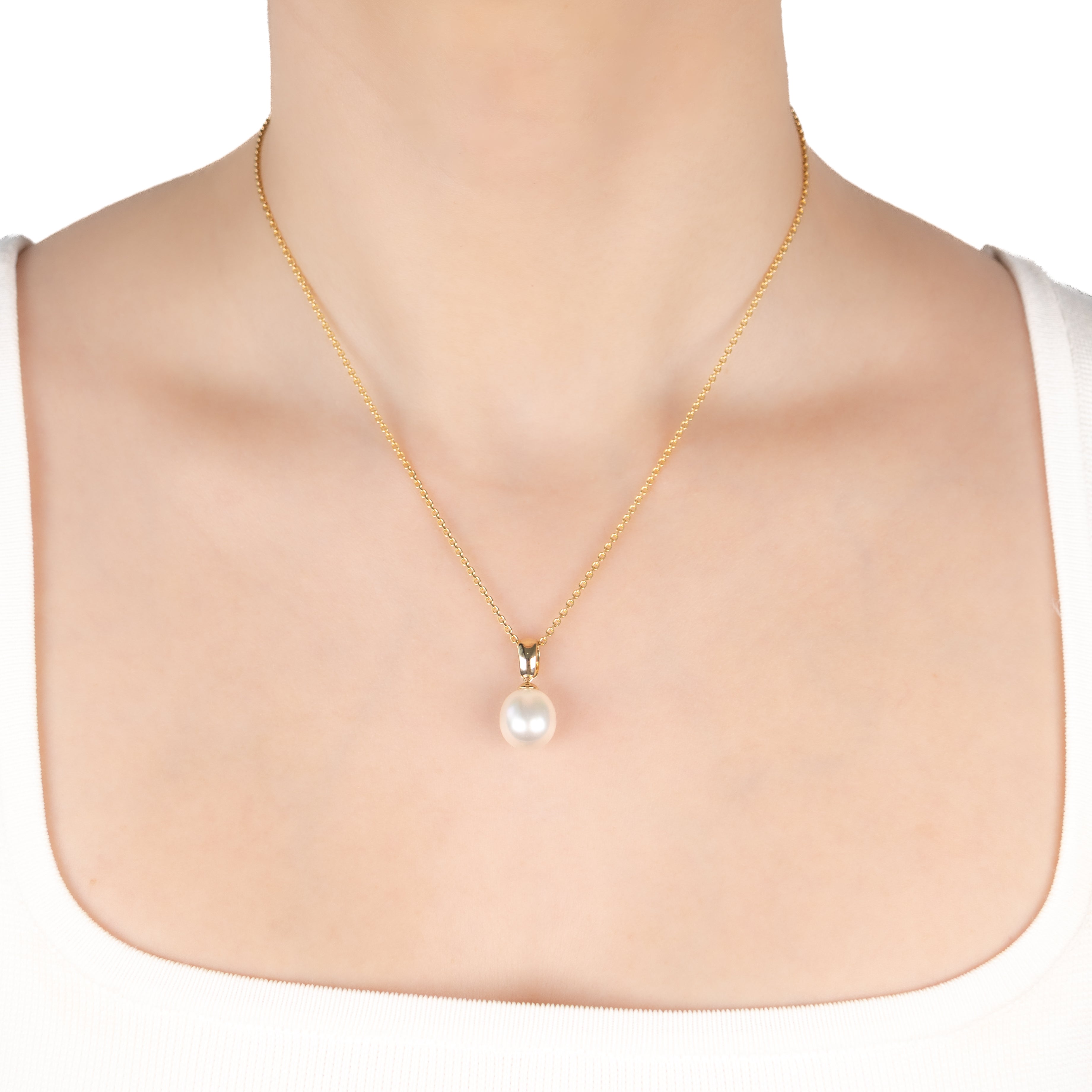 9K Yellow Gold Australian South Sea 11-12 mm Cultured Pearl Pendant on a model