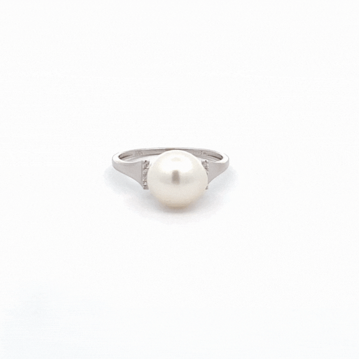 9K White Gold Australian South Sea Cultured 9 -10 mm Pearl and Diamond Ring