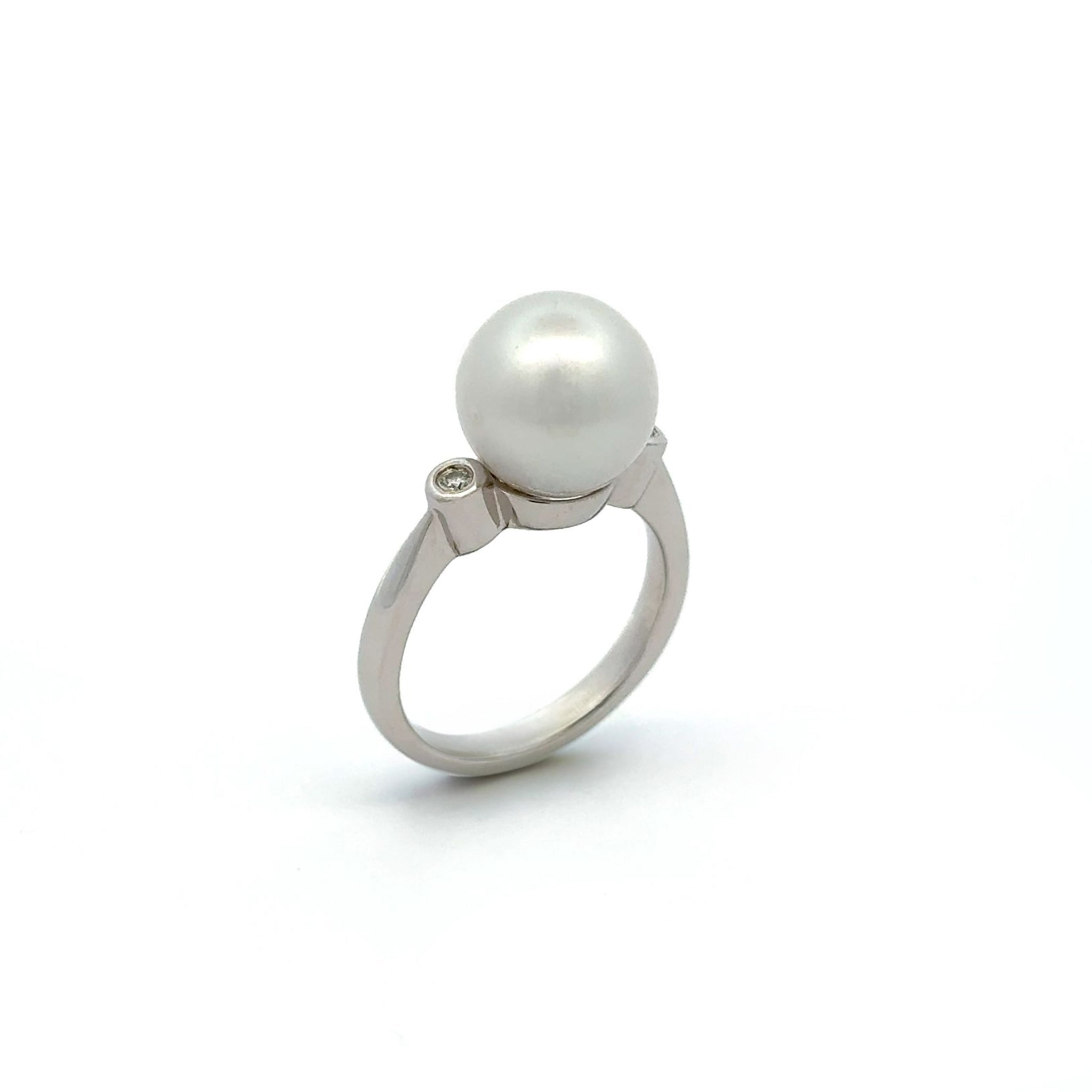 Sterling Silver Australian South Sea Cultured 11-12mm Pearl and Diamond Ring