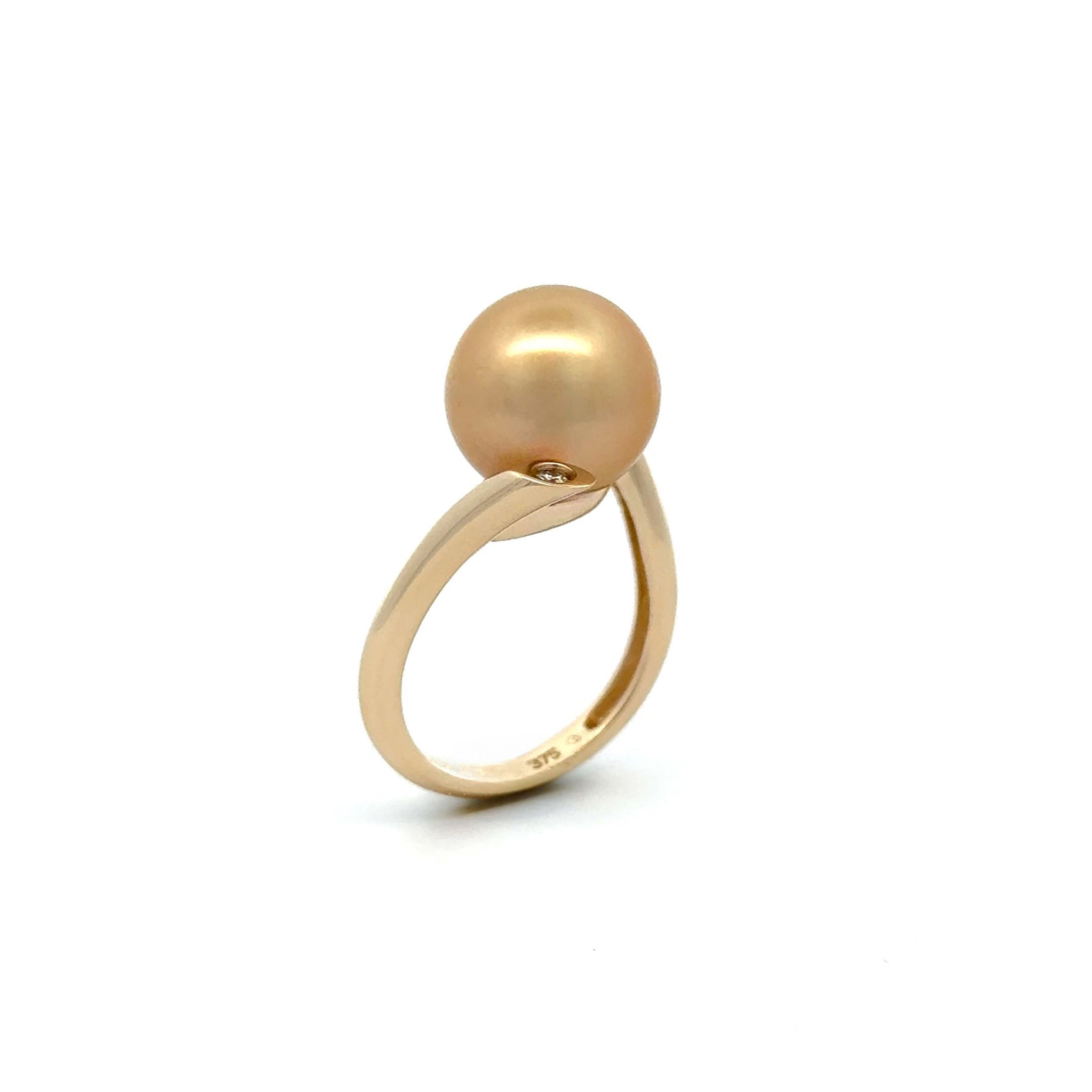 9K Yellow Gold South Sea Cultured 12-13mm Diamond Pearl Ring