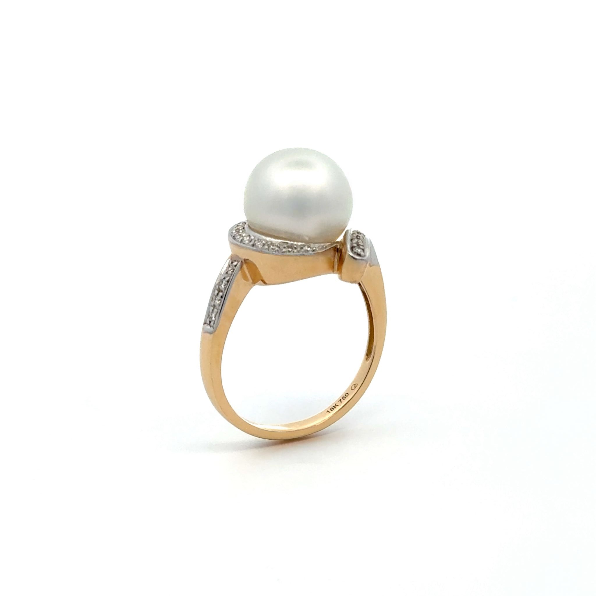 18K Yellow Gold Australian South Sea Cultured 10-11mm Pearl and Diamond Ring
