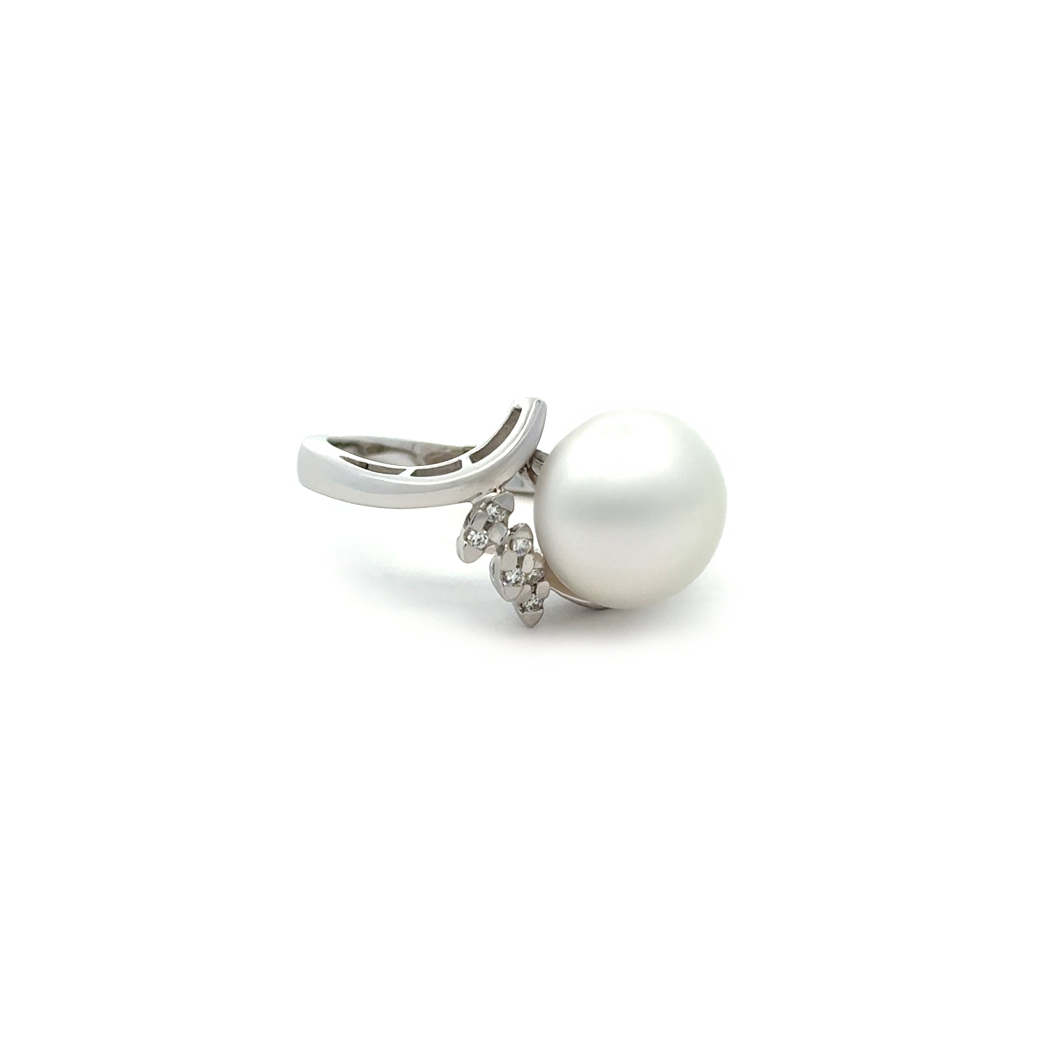 9K White Gold Australian South Sea 11-12 mm Cultured Pearl and Diamond Ring front view