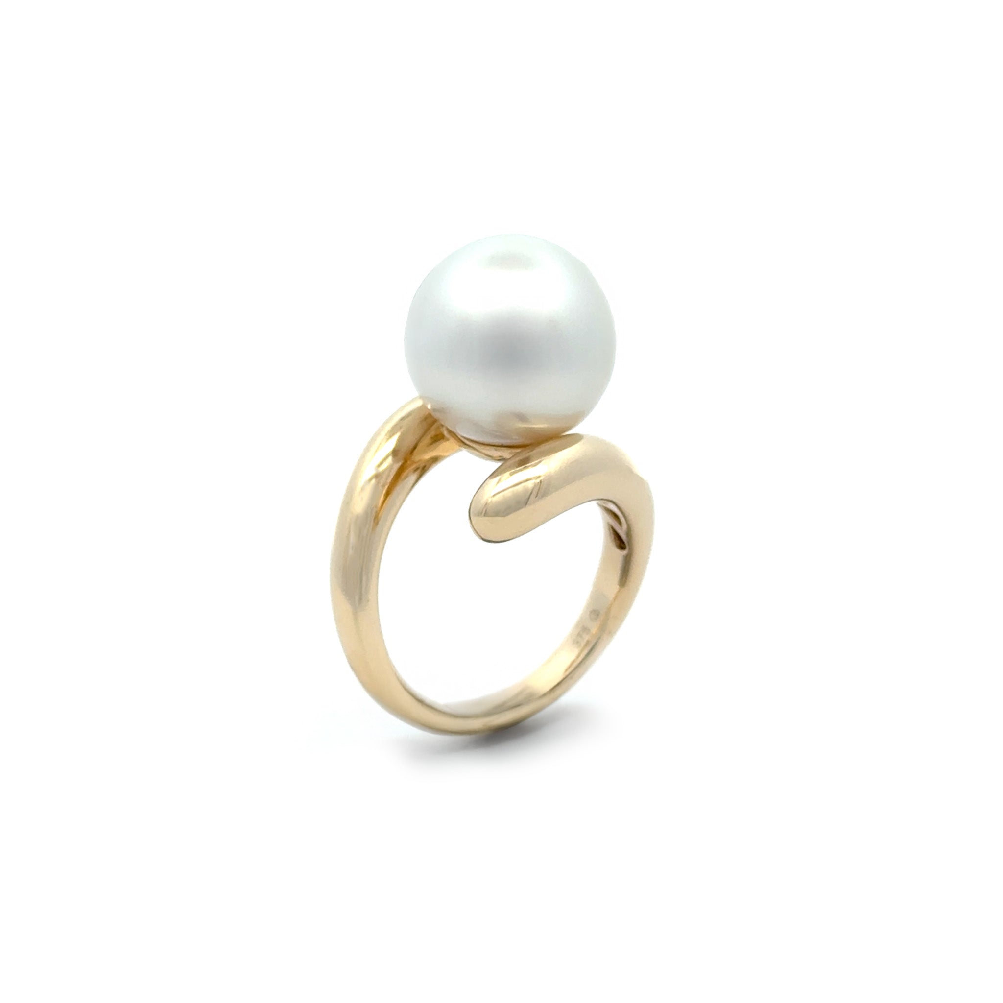 9K Yellow Gold Australian South Sea 13-14 mm Cultured Pearl Ring standing on a white background