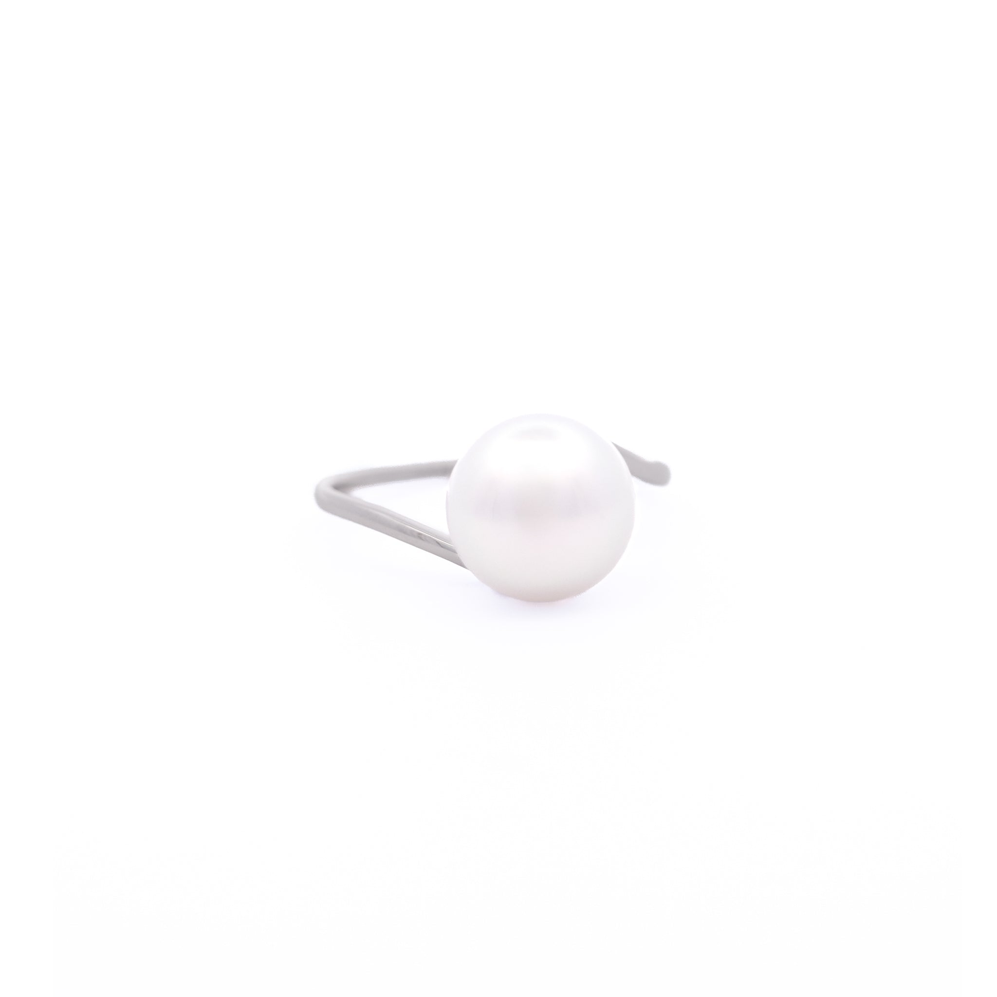 9K White Gold Australian South Sea 10-11 mm Cultured Pearl Ring front view