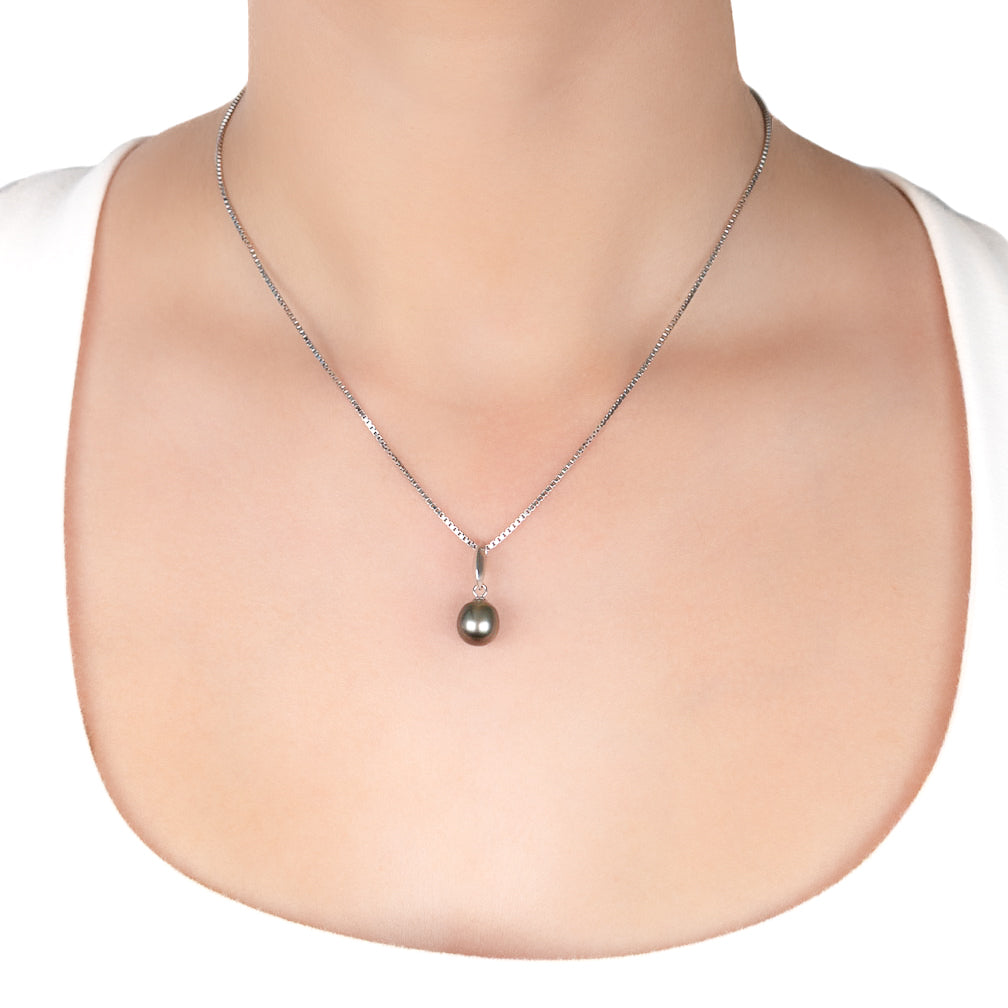 Sterling Silver Tahitian Cultured 8-9 mm Pearl Pendant on a model