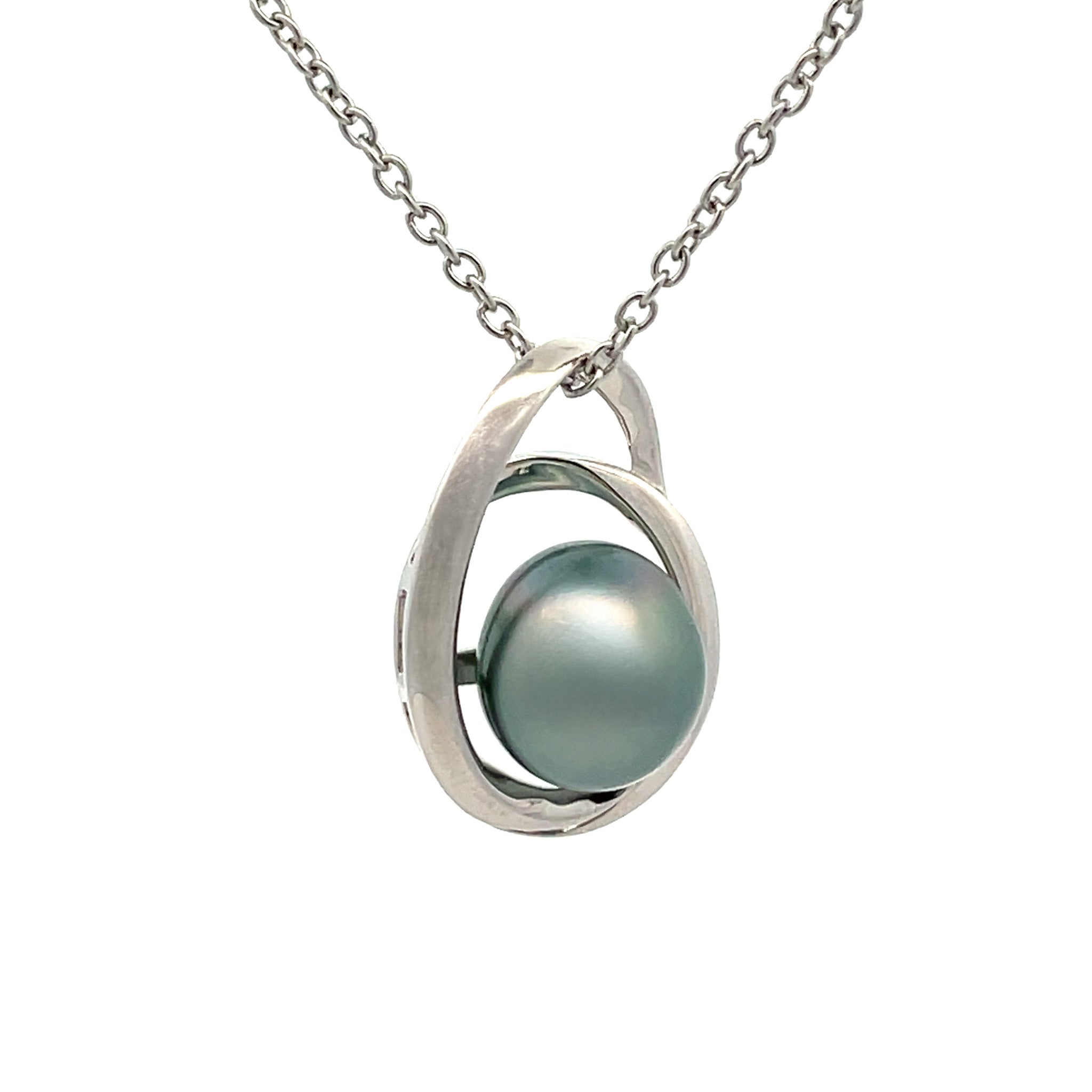 Sterling Silver Tahitian Cultured 9-10 mm Pearl Pendant side view on a white background