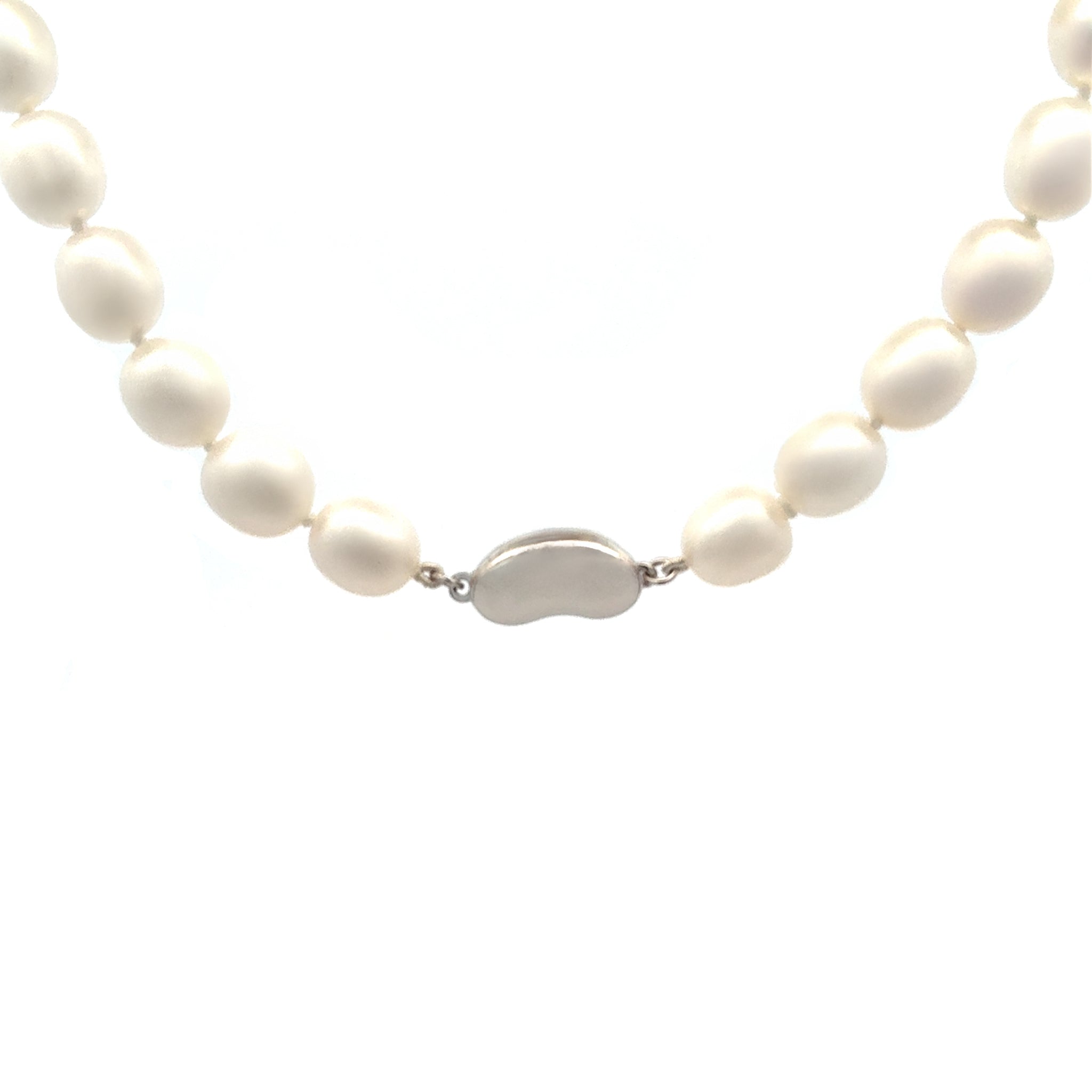 Silver Plated Freshwater 8.5-9 mm Pearl Strand clasp view