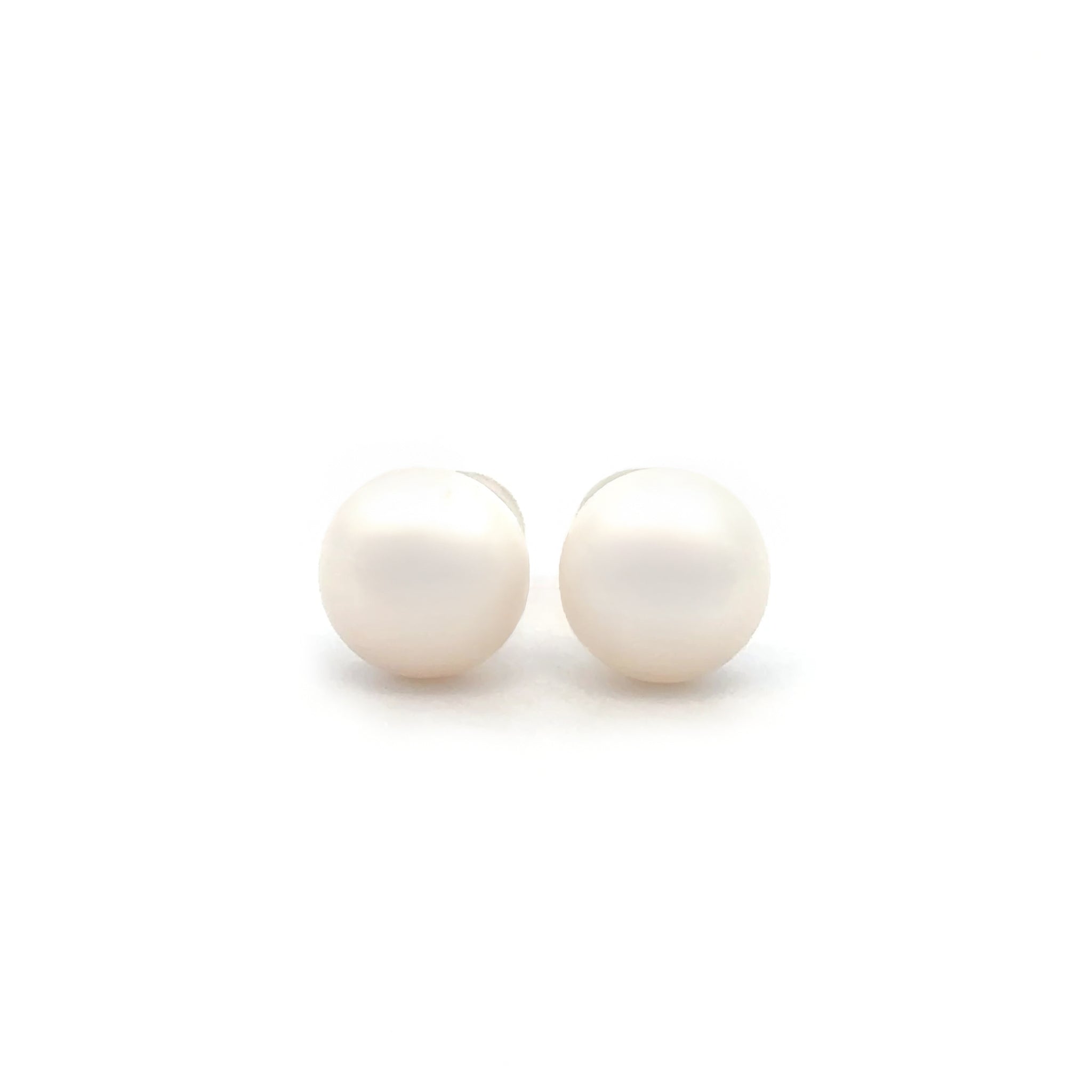 9K Yellow Gold Freshwater 11-12 mm Pearl Stud Earrings front view