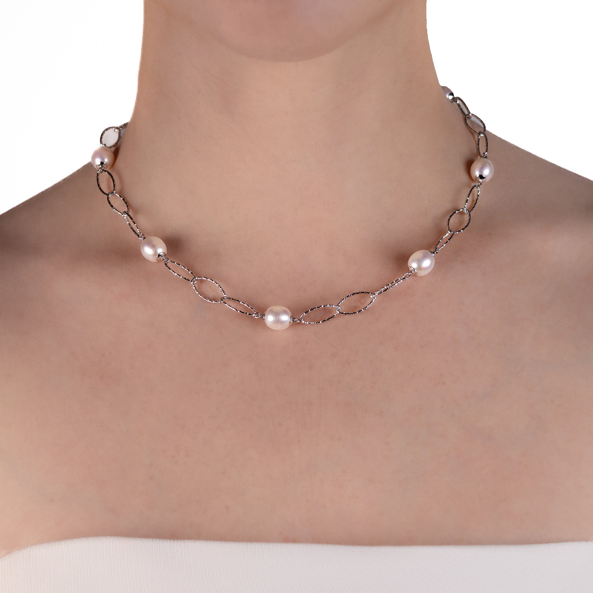 Sterling Silver Freshwater Pearl 8-9mm Necklace on a Model
