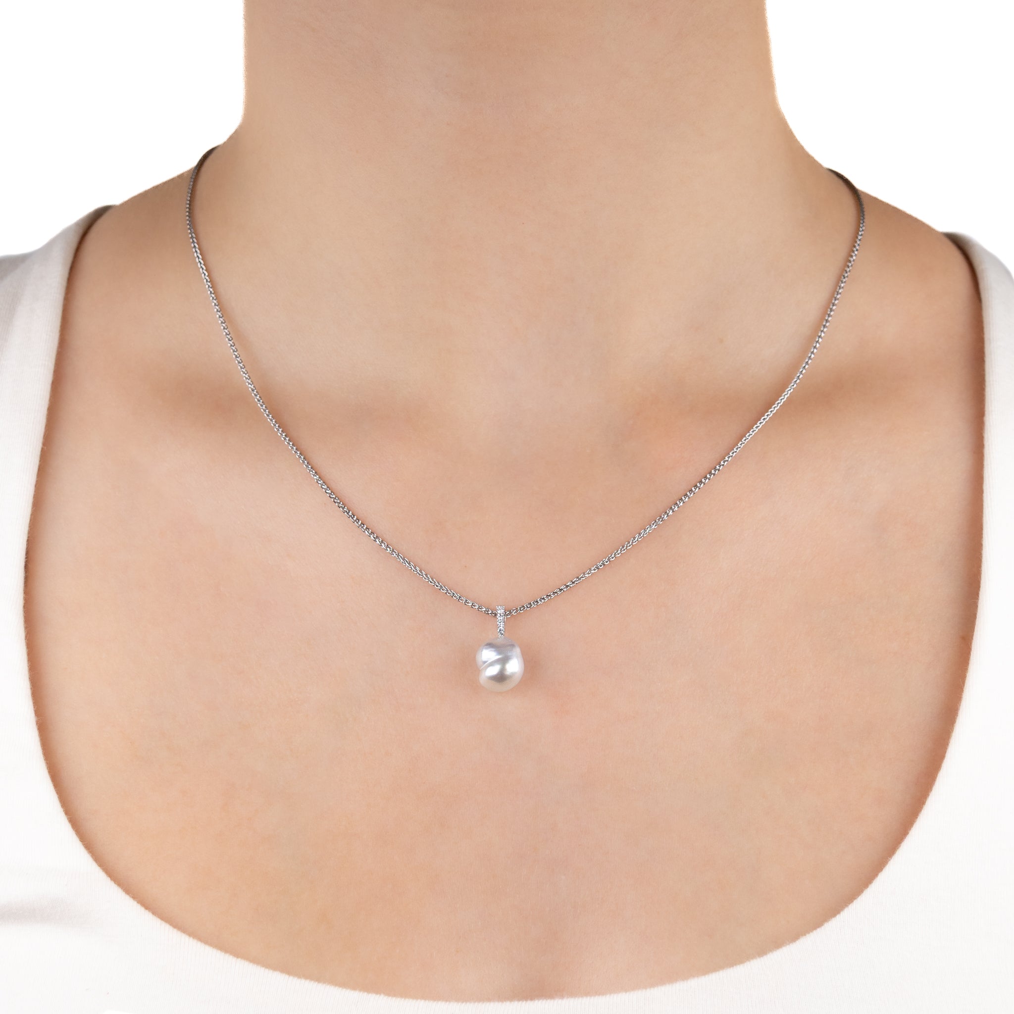 18K White Gold Australian South Sea 1.0g Keshi Pearl and Diamond Pendant