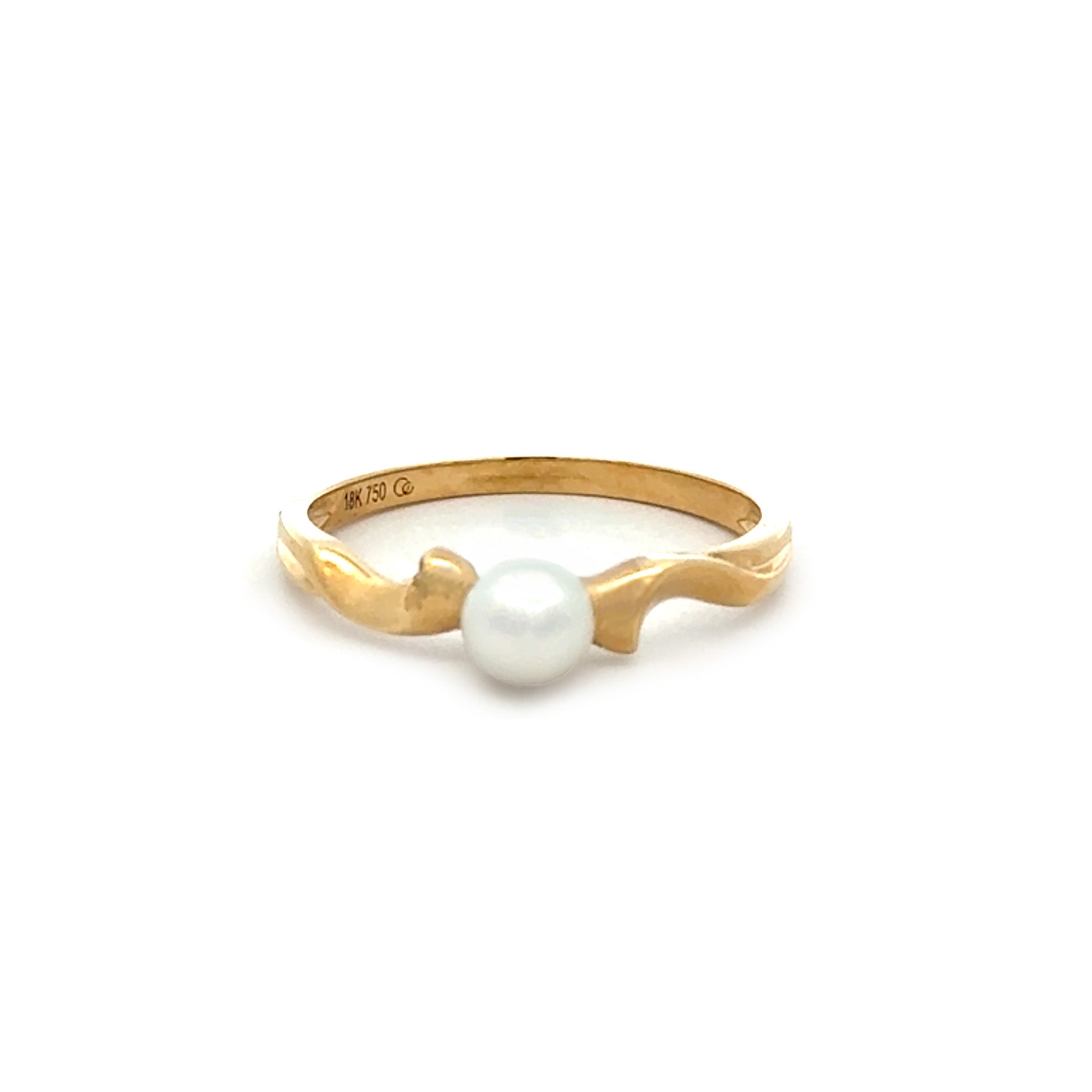 18K Yellow Gold Australian South Sea 0.1g Keshi Pearl Ring front view