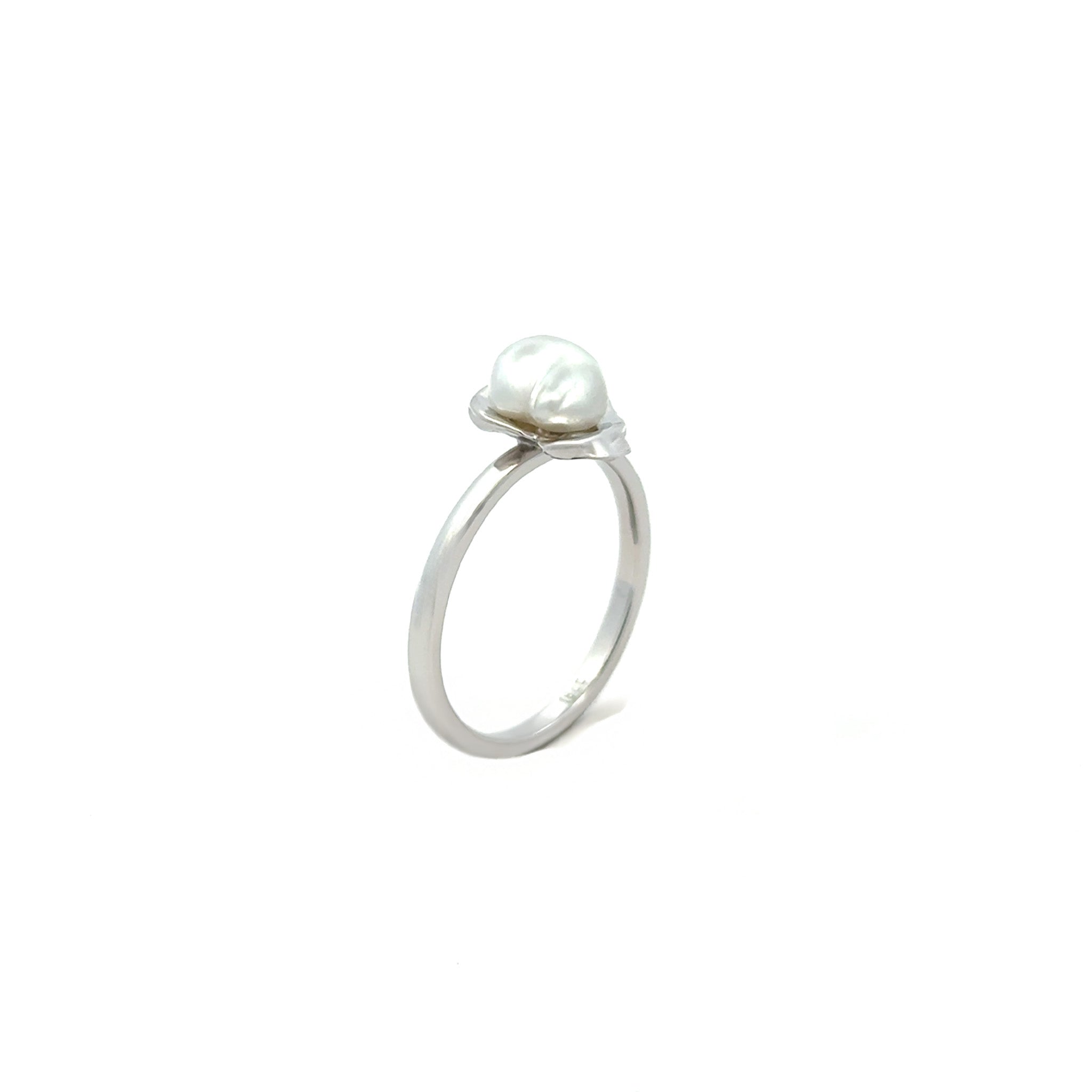 Untamed 18K White Gold Australian South Sea 0.3 g Keshi Pearl Ring side upright view on white background