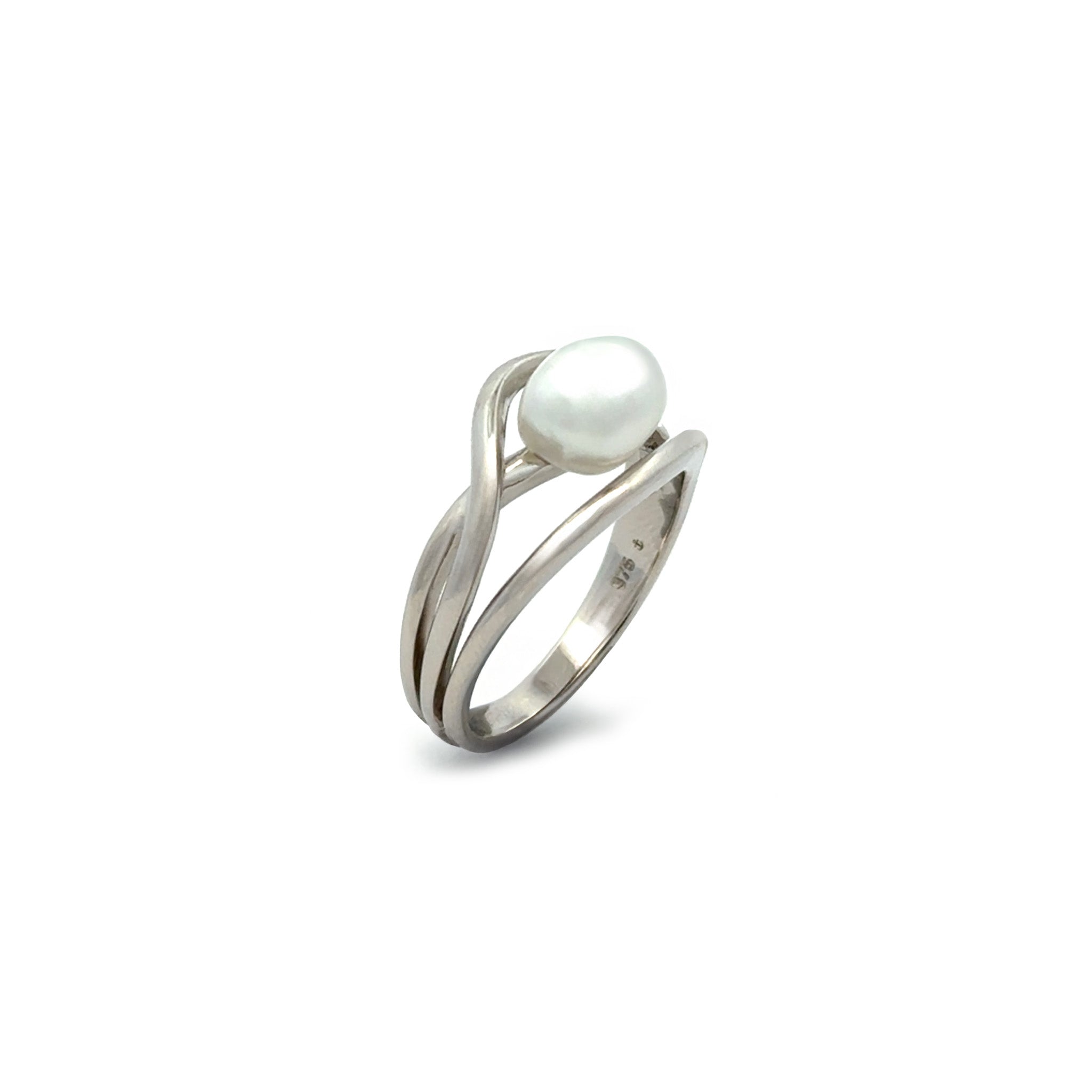 9K White Gold Australian South Sea 0.5 g Keshi Pearl Ring side view
