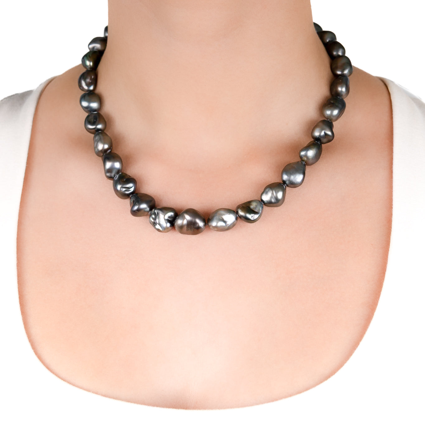 14K White Gold Tahitian 46 cm Cultured Pearl Strand on a model