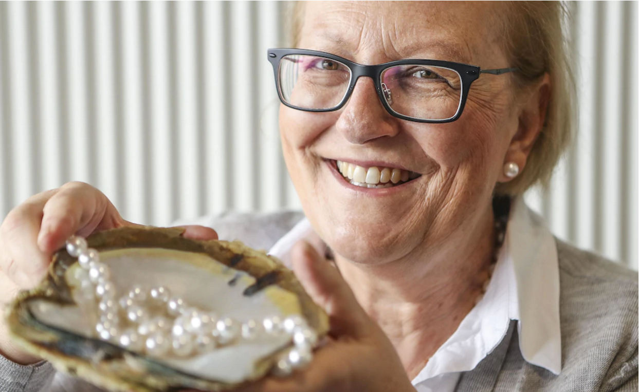 Our CEO Sally Hollins Harvests A Pearl And Chats To The West Australian