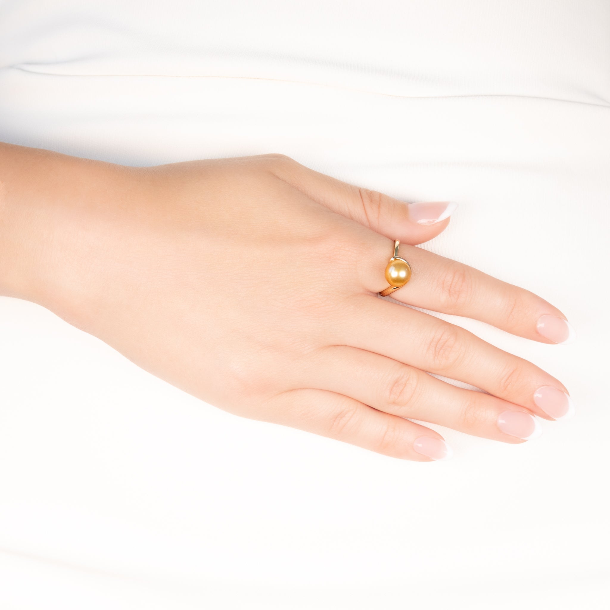 9K Yellow Gold South Sea Cultured 8-9 mm Pearl Ring