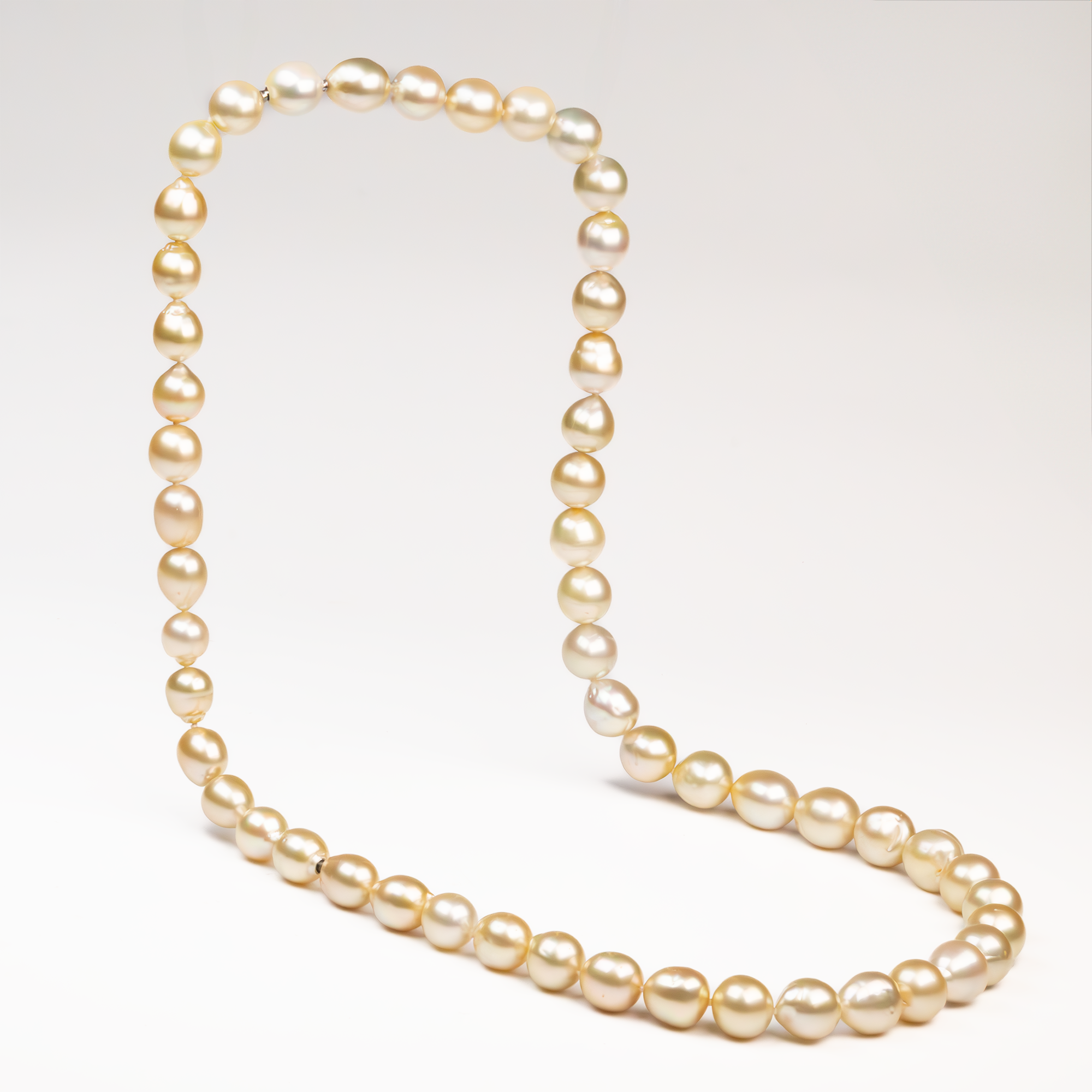Stainless Steel South Sea Cultured 10.20-13.00mm 70cm Pearl Strand