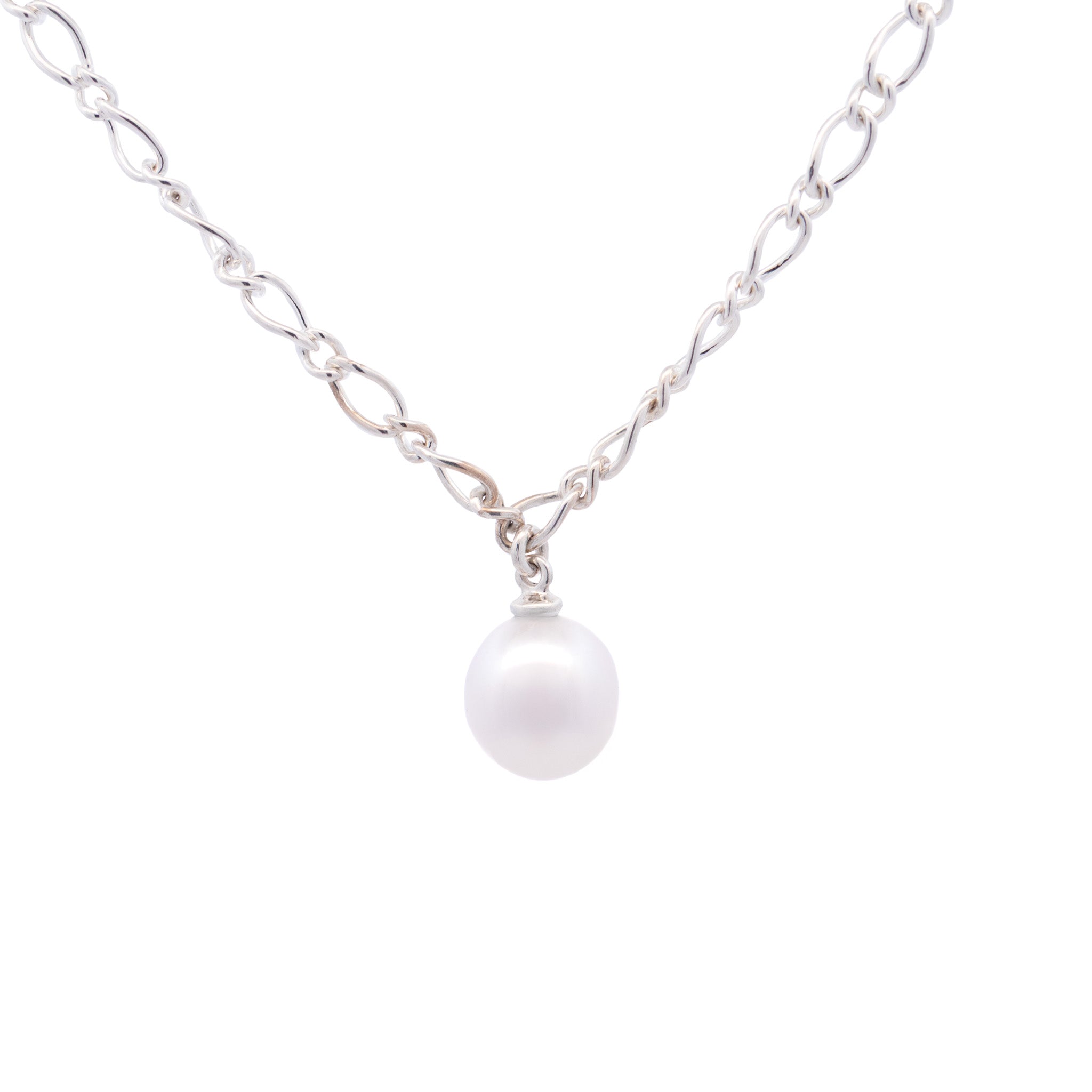 Sterling Silver Australian South Sea 9-10 mm Cultured Pearl Bracelet close up