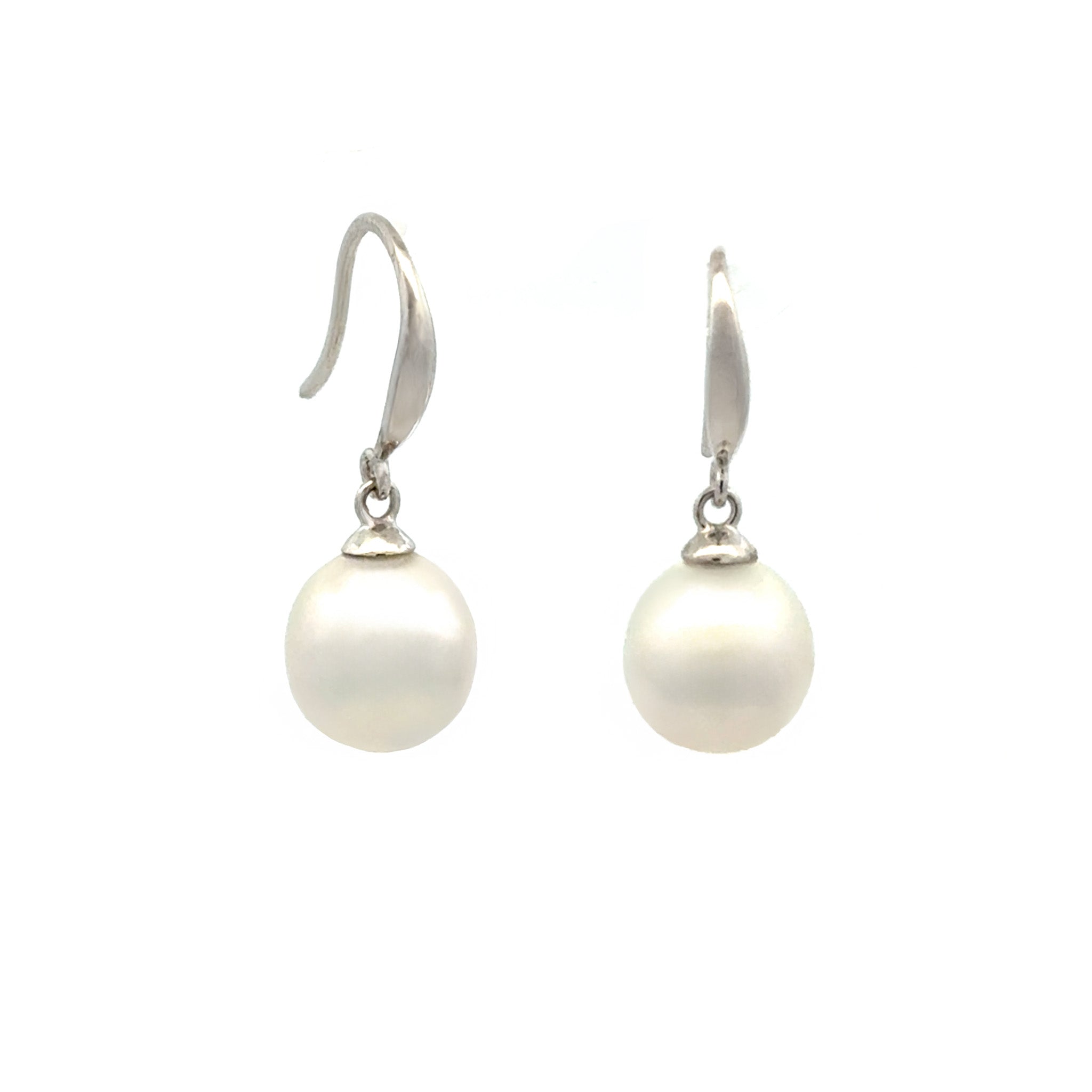 18K White Gold Australian South Sea 8-9 mm Cultured Pearl Hook Earrings side  view on a white background