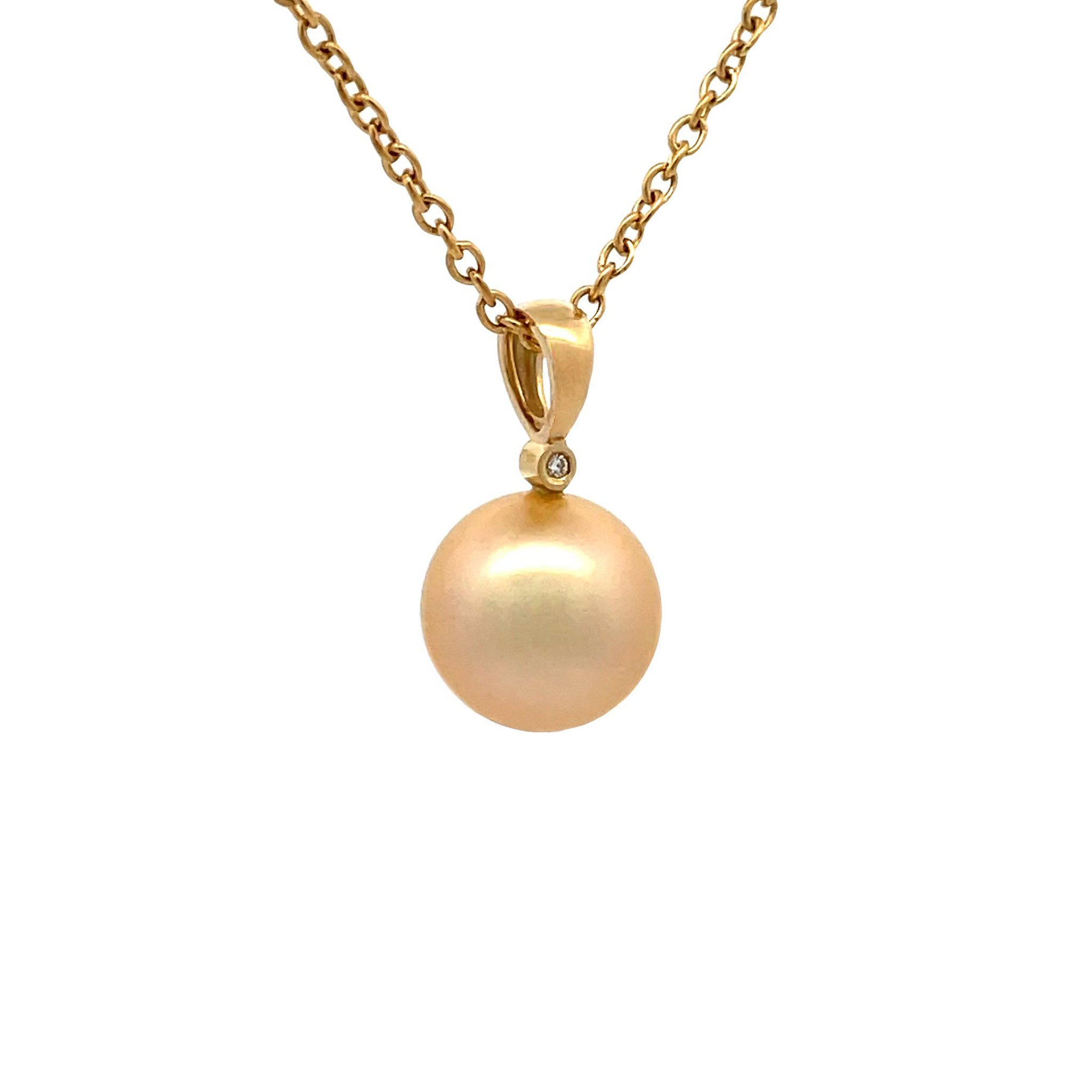 18K Yellow Gold South Sea Cultured 10-11 mm Pearl and Diamond Pendant