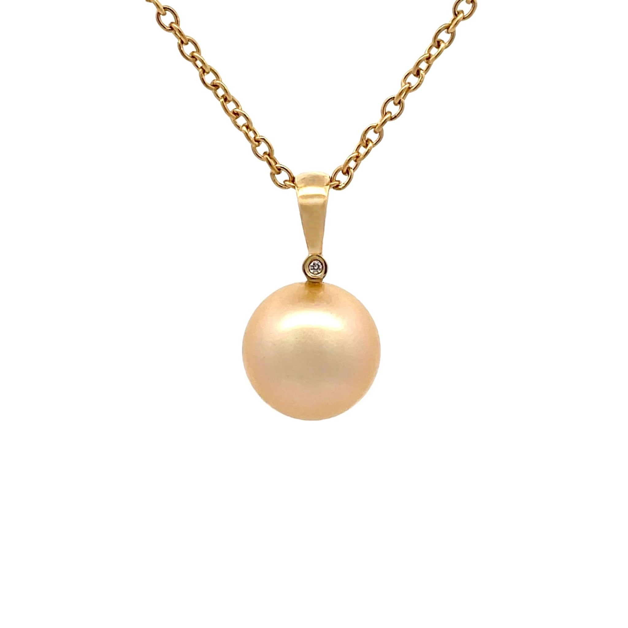 18K Yellow Gold South Sea Cultured 10-11 mm Pearl and Diamond Pendant