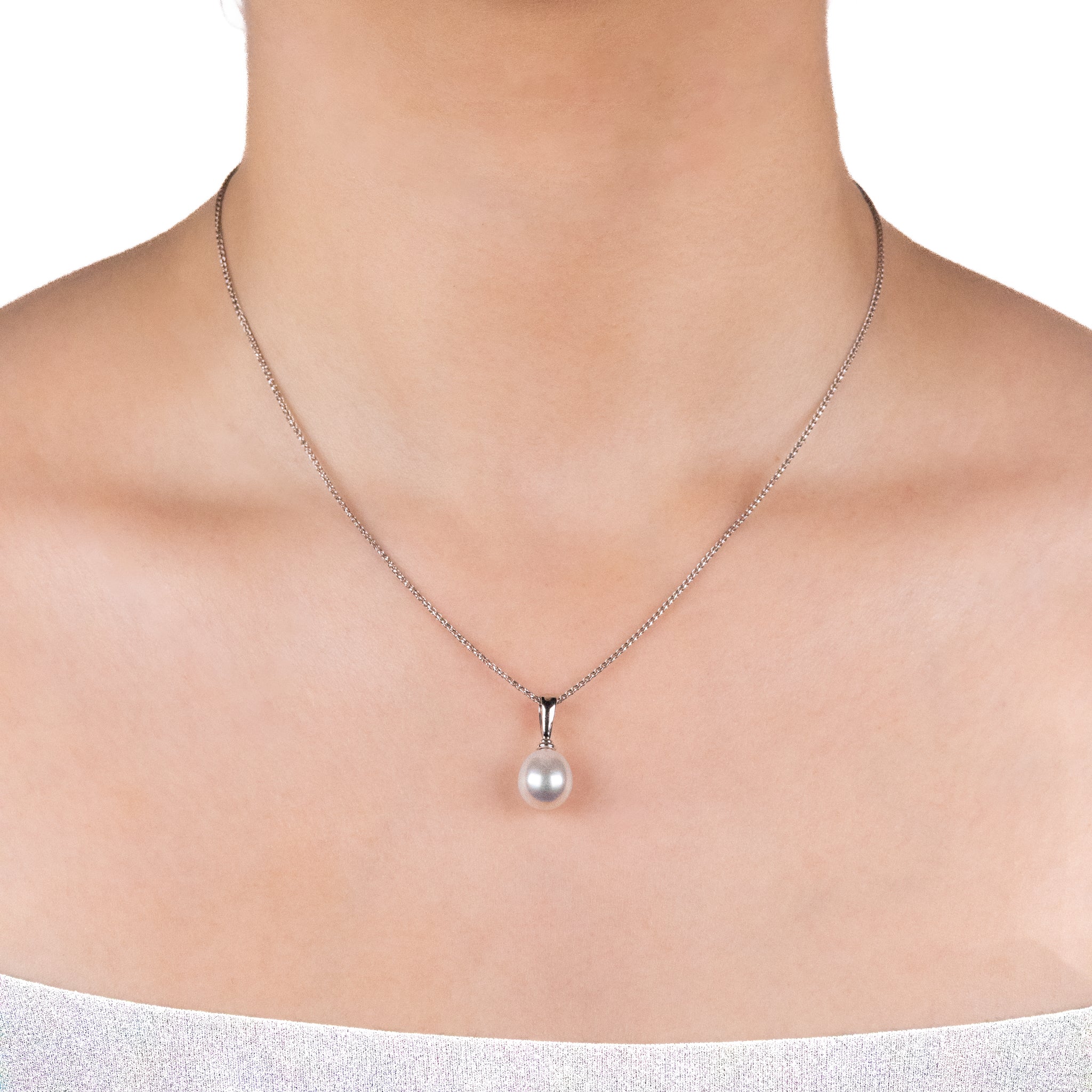 18K White Gold Australian South Sea 10-11mm Cultured Pearl Pendant worn on a model with a white background
