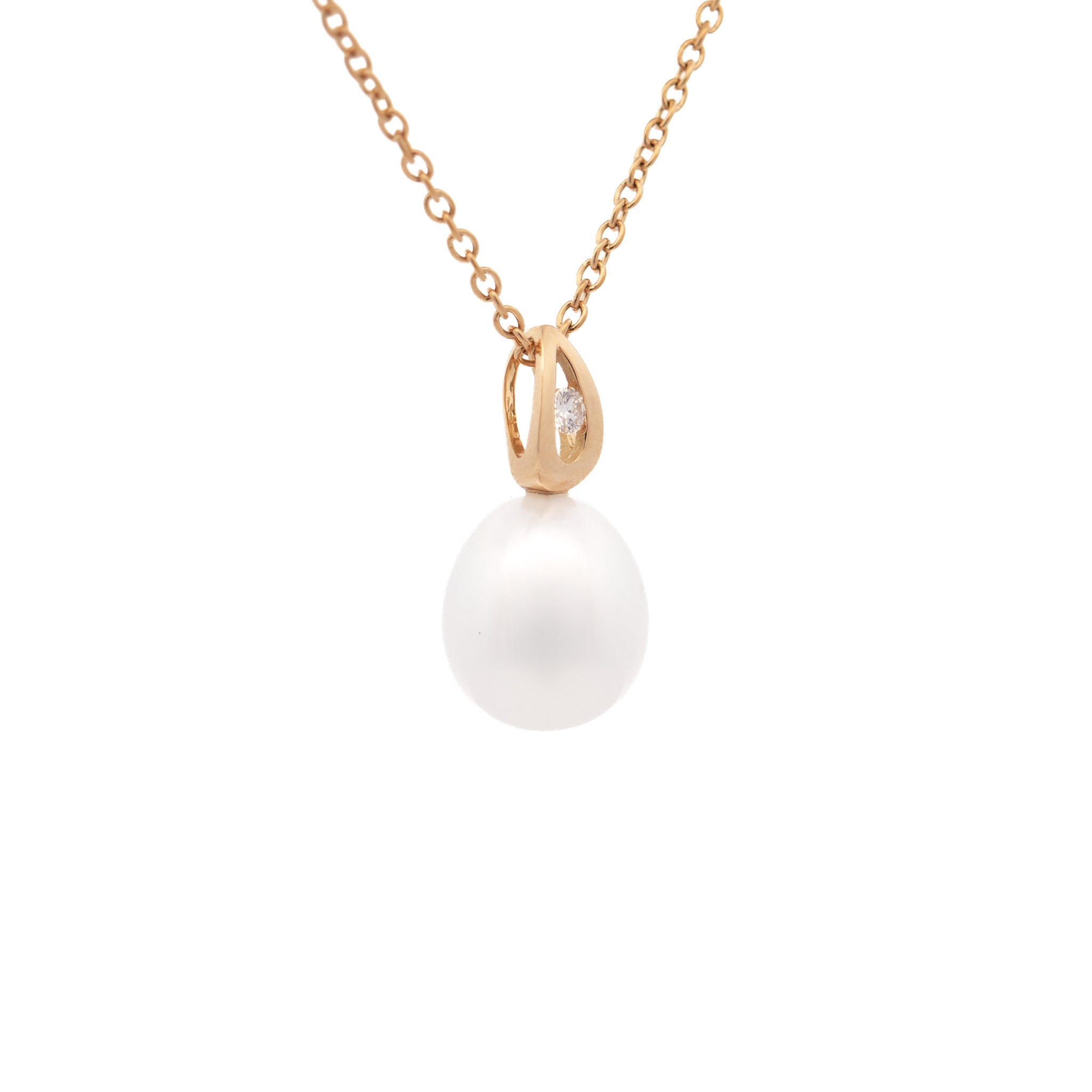 18K Yellow Gold Australian South Sea 11-12 mm Cultured Pearl and Diamond Pendant side view