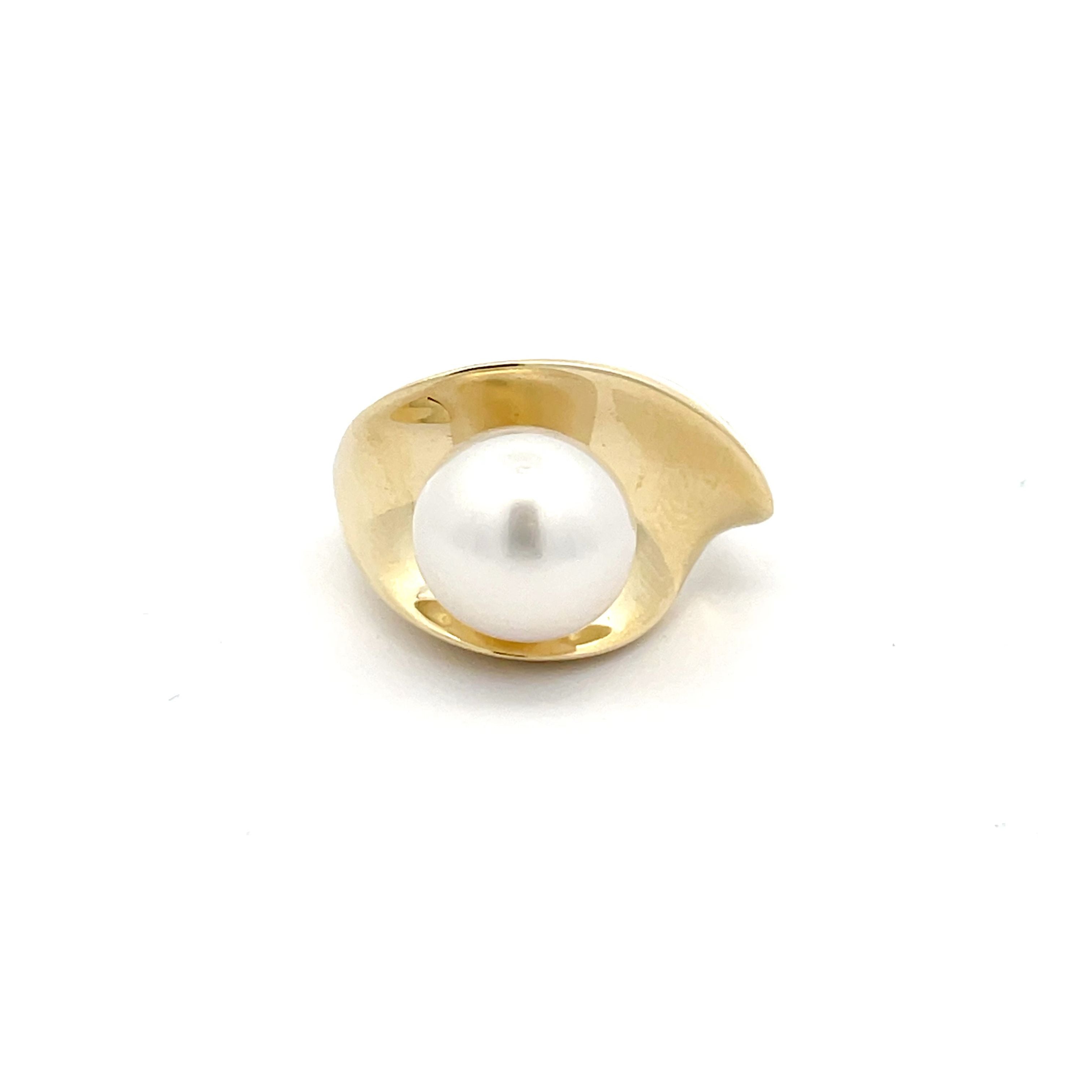 9K Yellow Gold Australian South Sea Cultured 11-12 mm Pearl Ring
