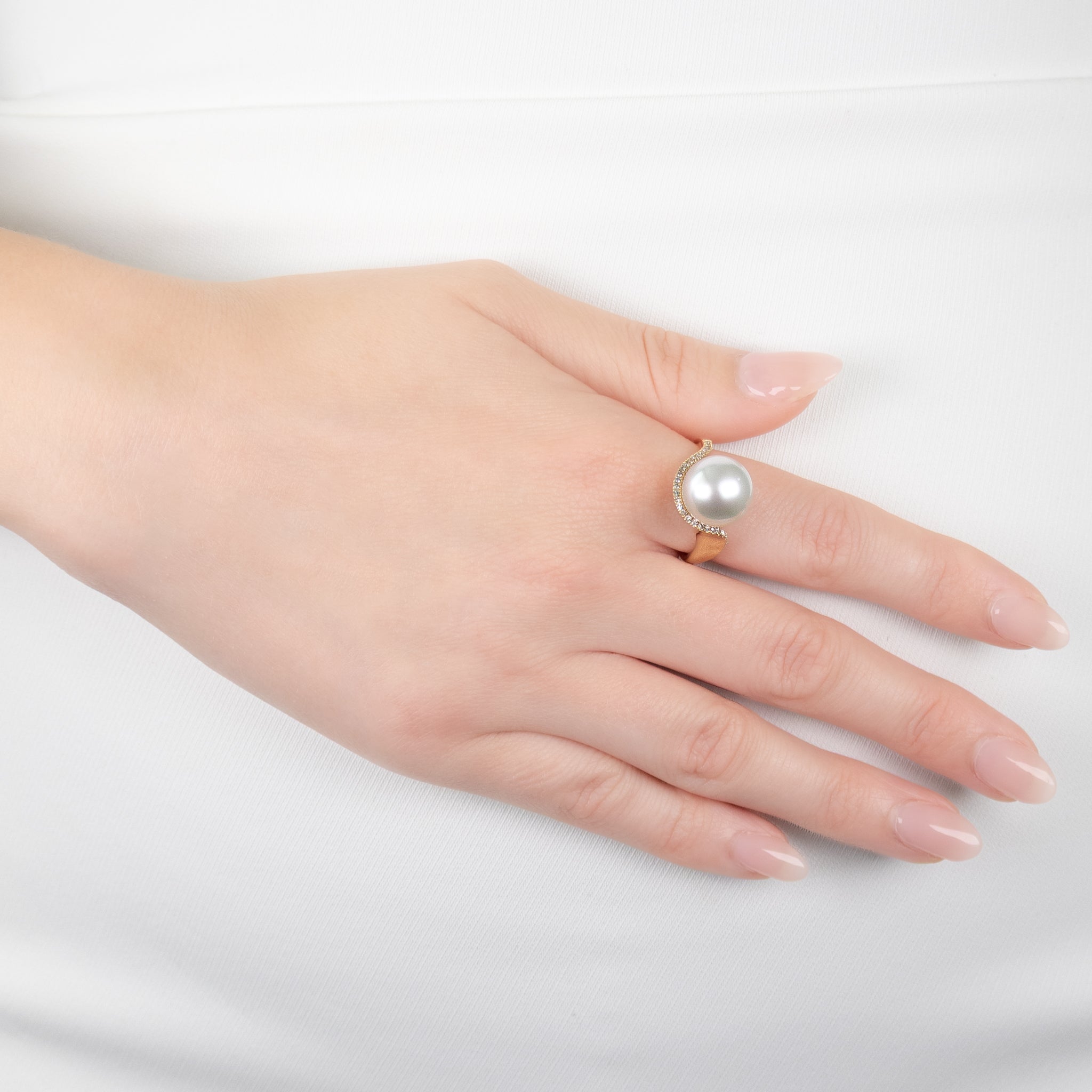 9K Yellow Gold Australian South Sea 12-13 mm Cultured Pearl and Diamond Ring