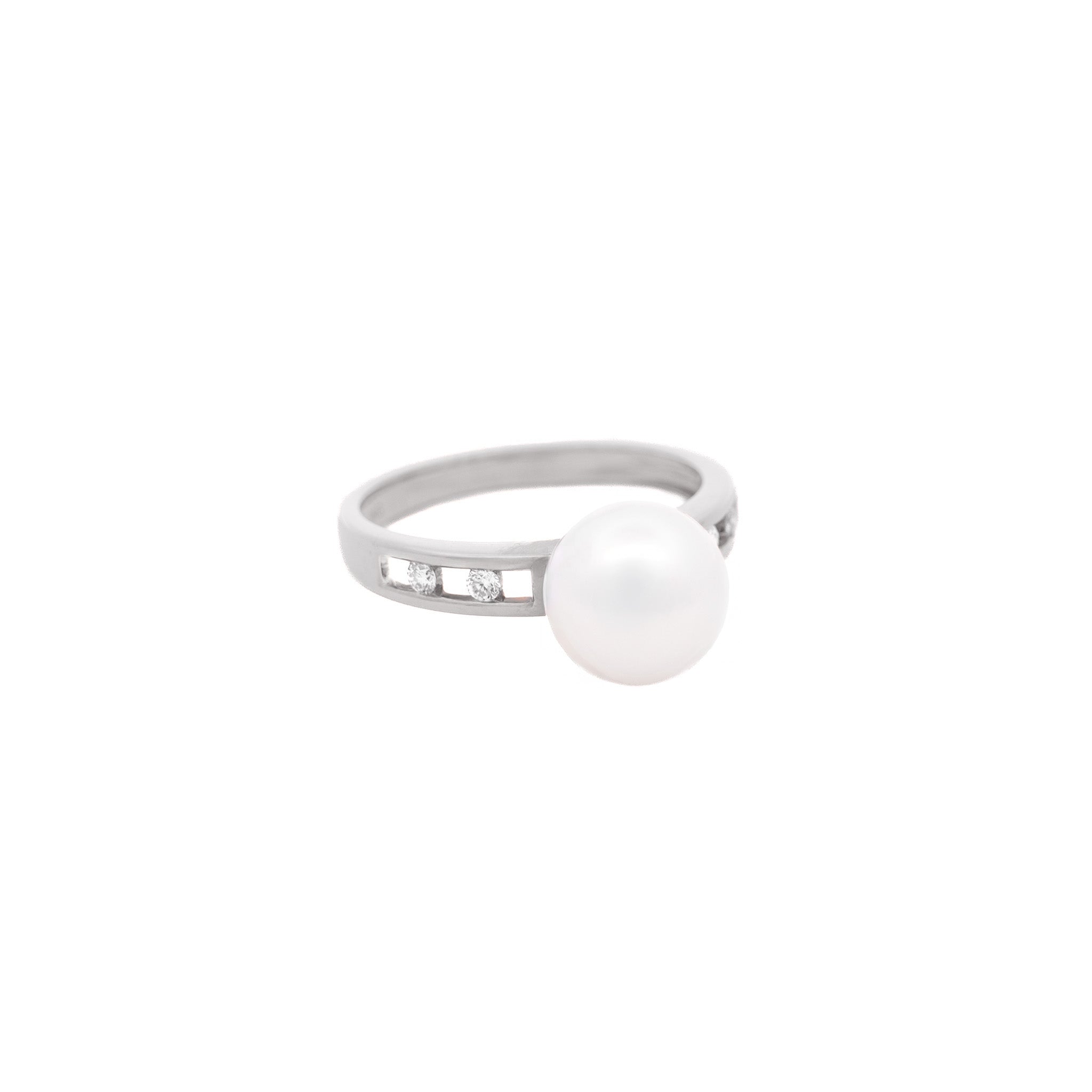 9K White Gold Australian South Sea 8-9 mm Cultured Pearl and Diamond Ring front view
