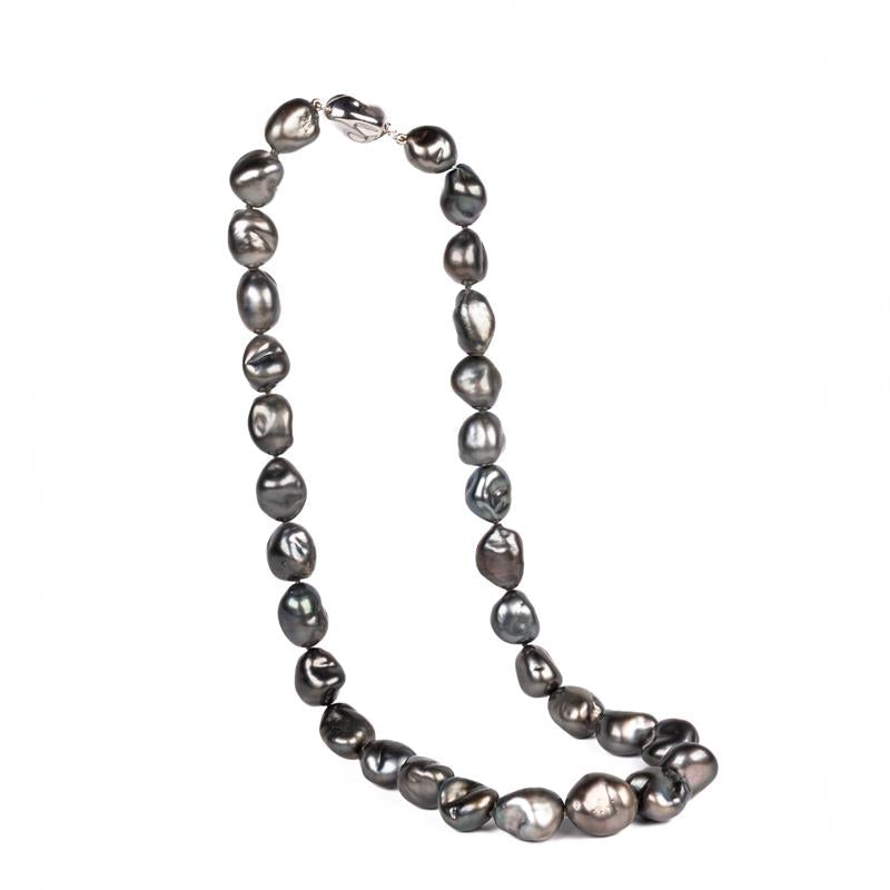 14K White Gold Tahitian 46 cm Cultured Pearl Strand front view on white background