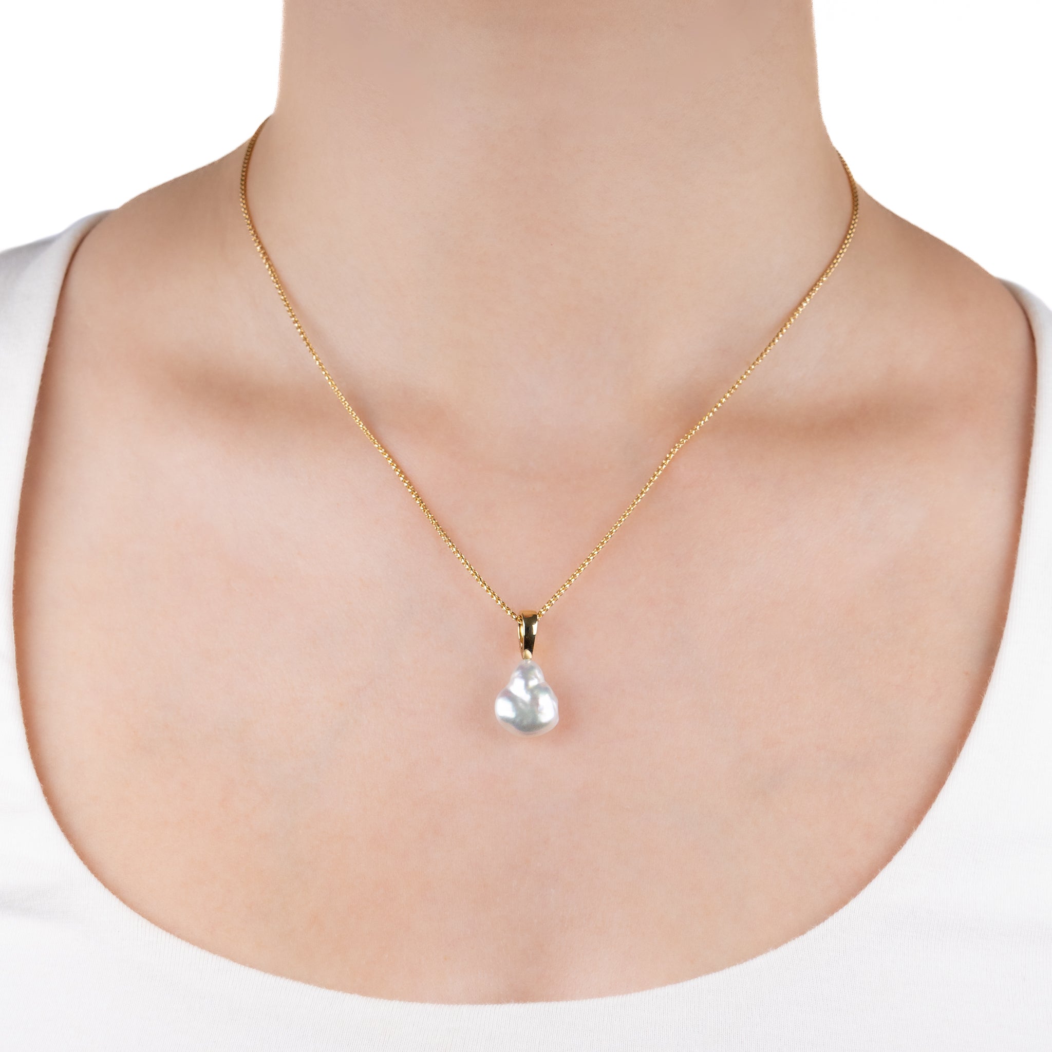 18K Yellow Gold Australian South Sea 1.9g Keshi Pearl Pendant