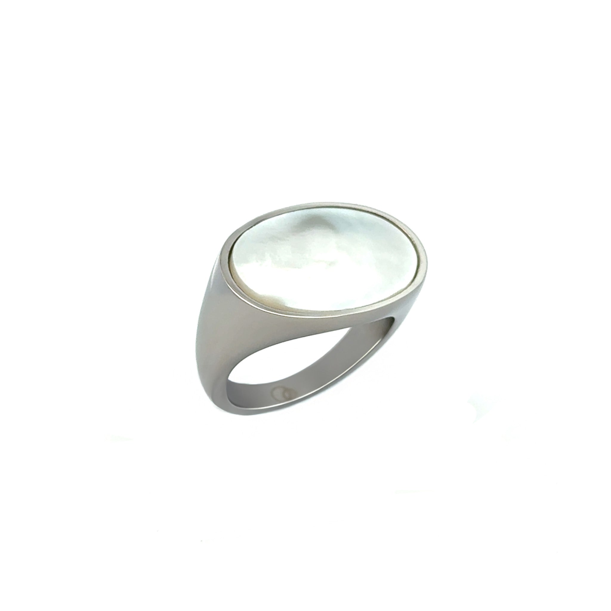 Stainless Steel White Mother Of Pearl Oval Ring side view
