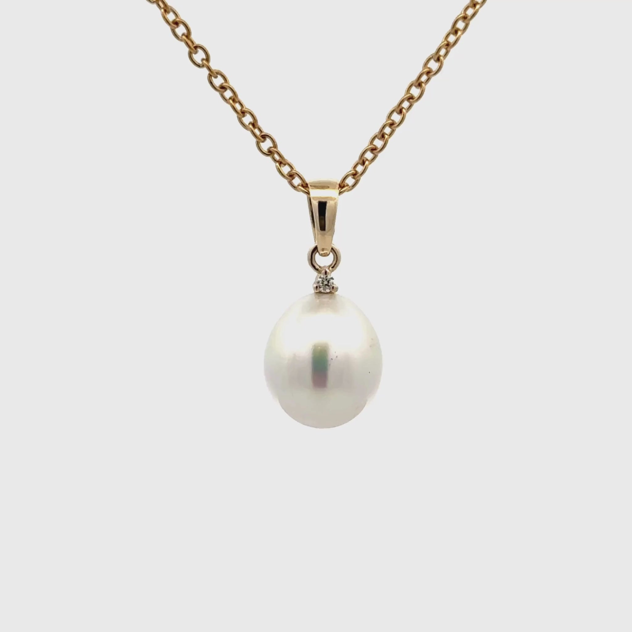 9K Yellow Gold Australian South Sea 9-10 mm Cultured Pearl and Diamond Pendant 360 view video