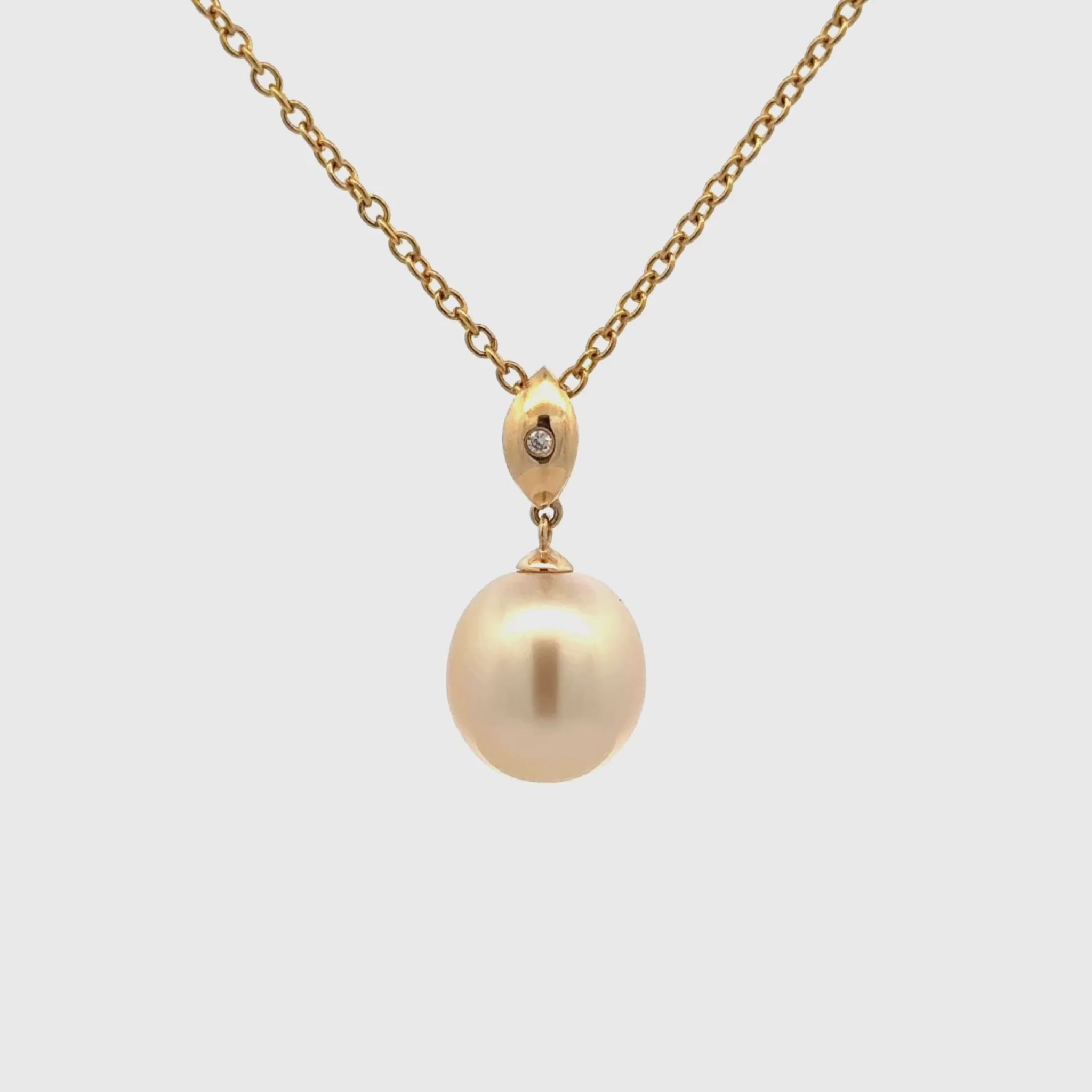 18K Yellow Gold South Sea Cultured 10 - 11mm Pearl and Diamond Pendant