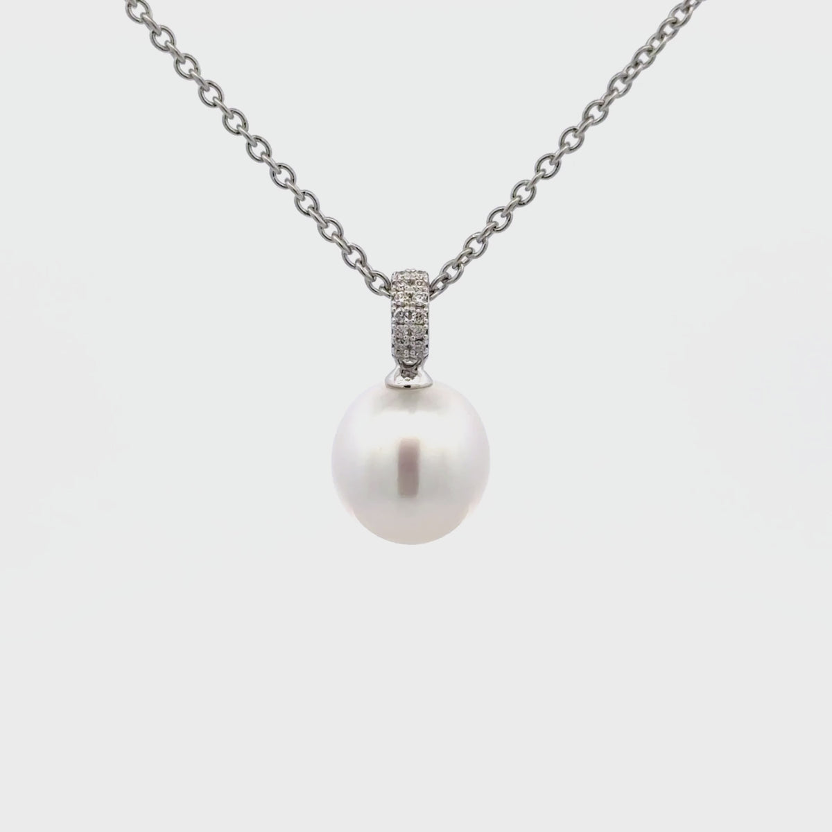 18K White Gold Australian South Sea 10-11 mm Cultured Pearl and Diamond Pendant 360 view
