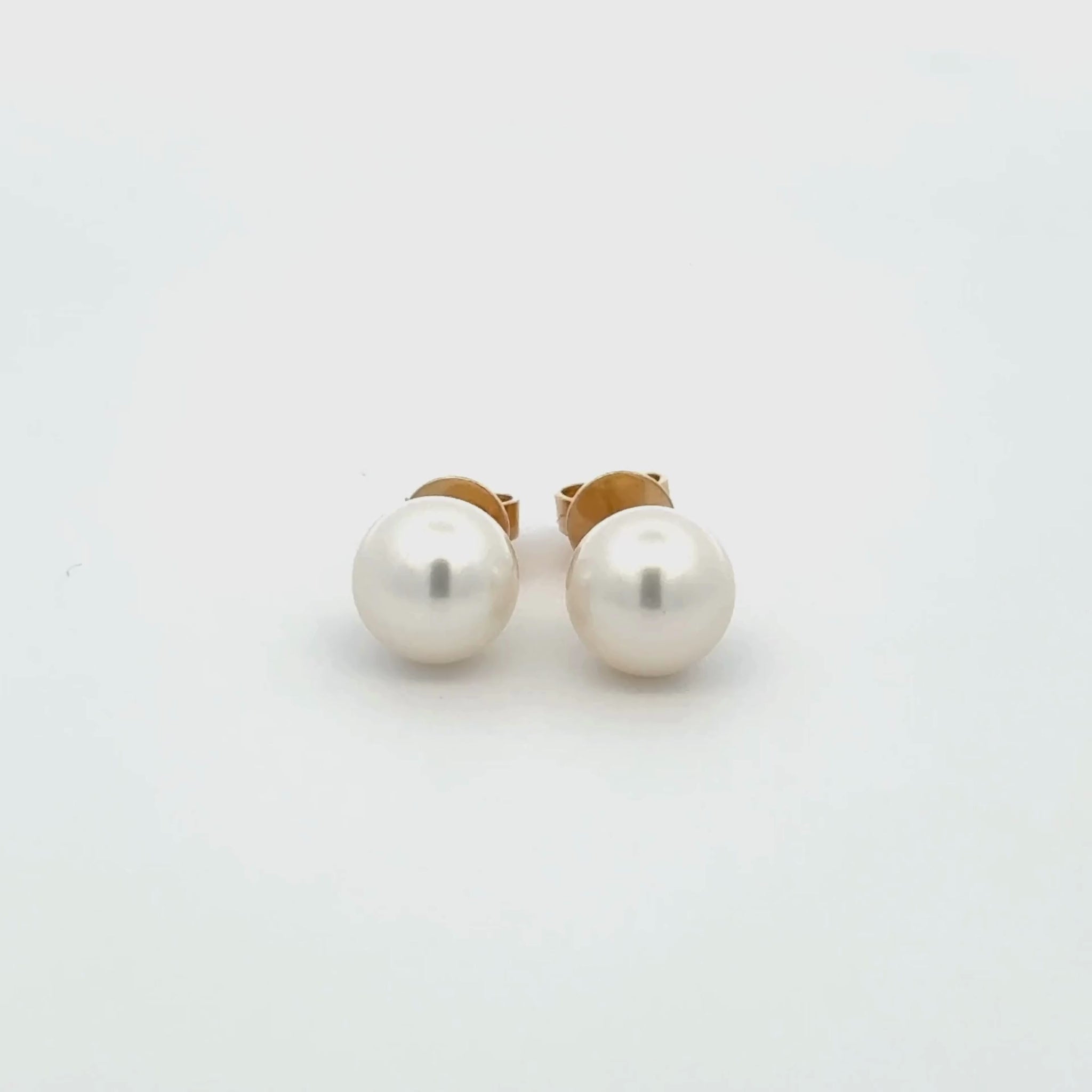9K Yellow Gold Australian South Sea 8-9 mm Cultured Pearl Stud Earrings 360 view video