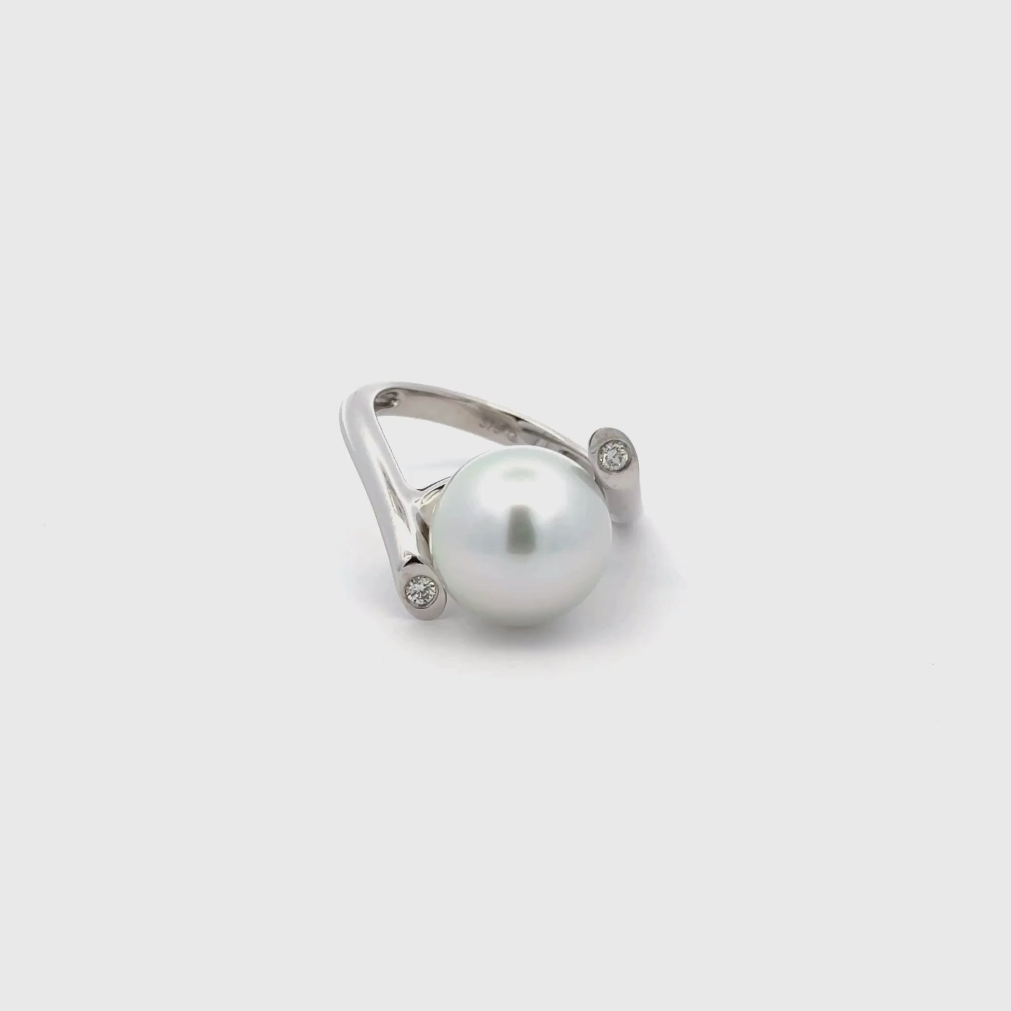 9K White Gold Australian South Sea Cultured 12 - 13 mm Pearl and Diamond Ring