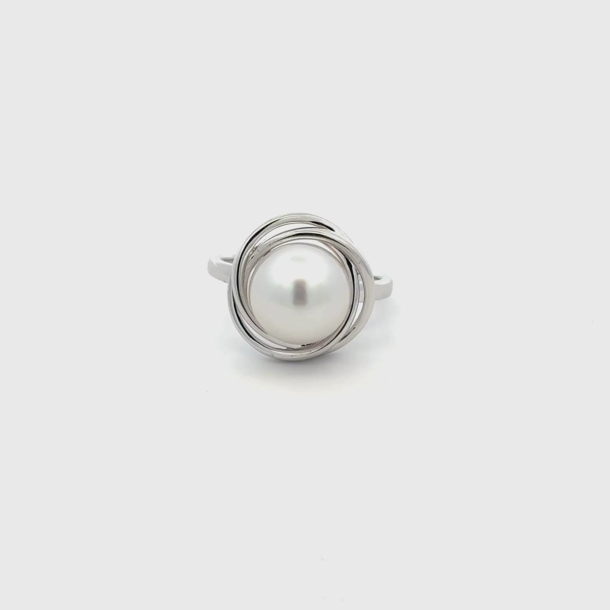 9K White Gold Australian South Sea 10-11 mm Cultured Pearl Ring 360 view video