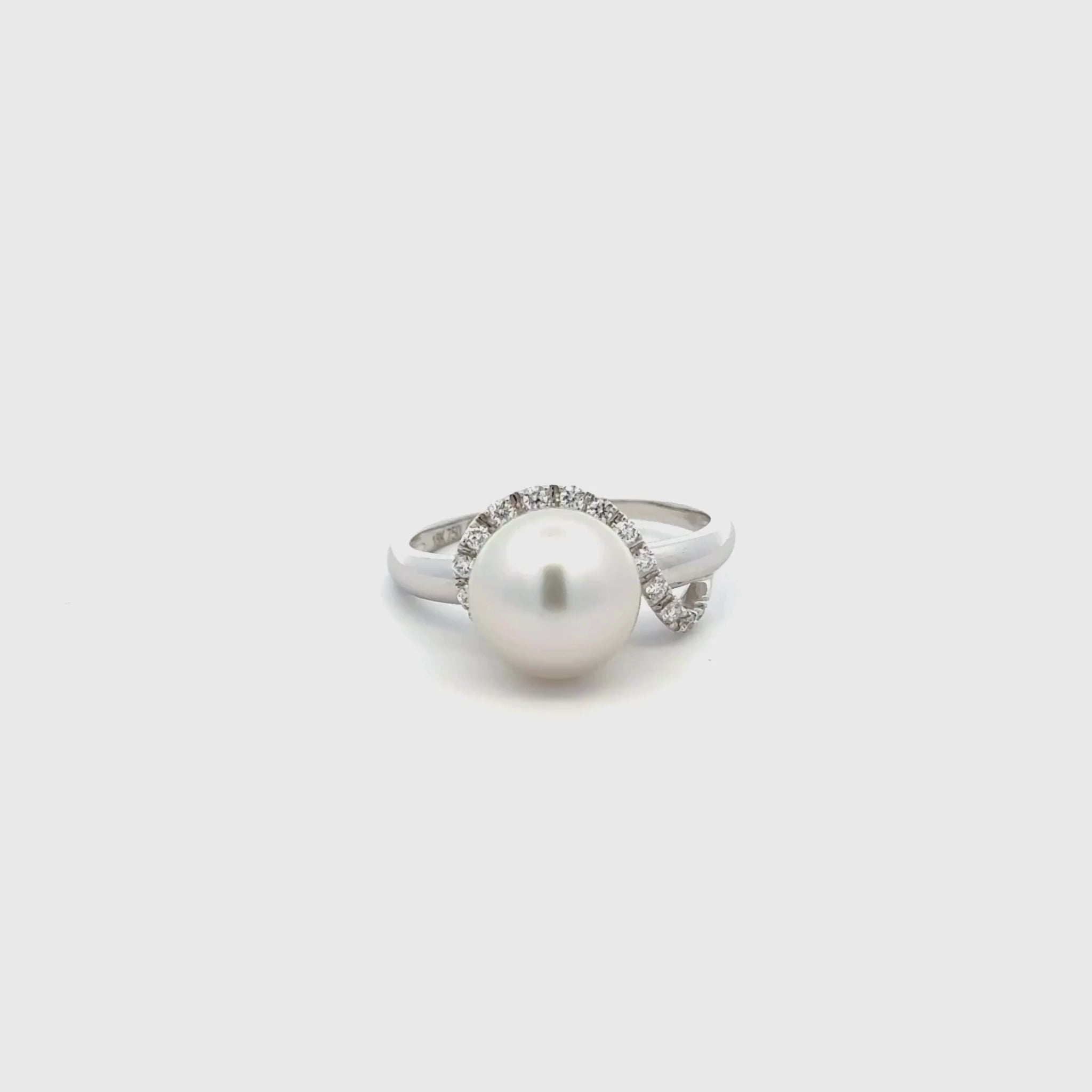 18K White Gold Australian South Sea 9-10 mm Cultured Pearl and Diamond Ring 360 view video