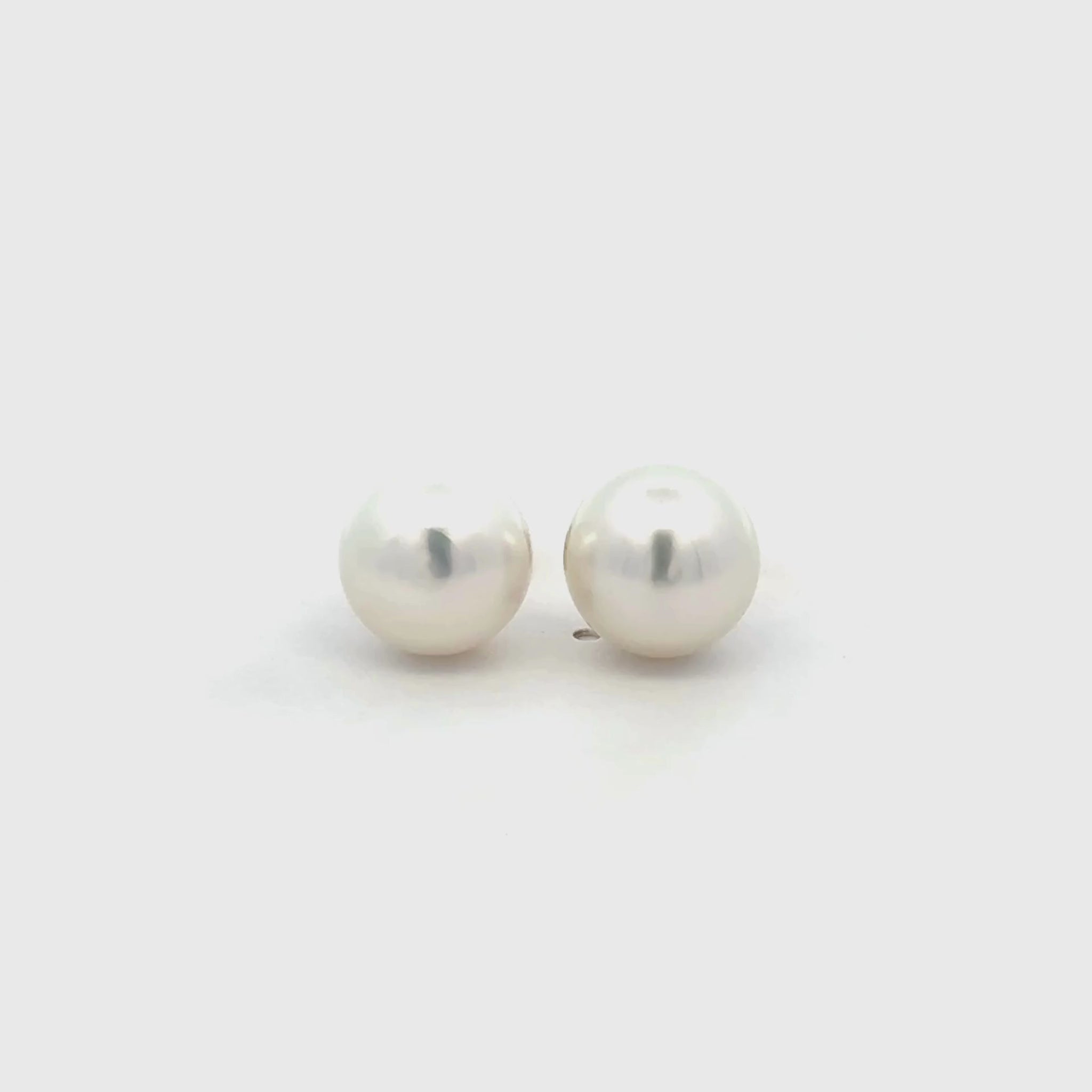 9K Yellow Gold Australian South Sea 10-11 mm Cultured Pearl Stud Earrings 360 view video