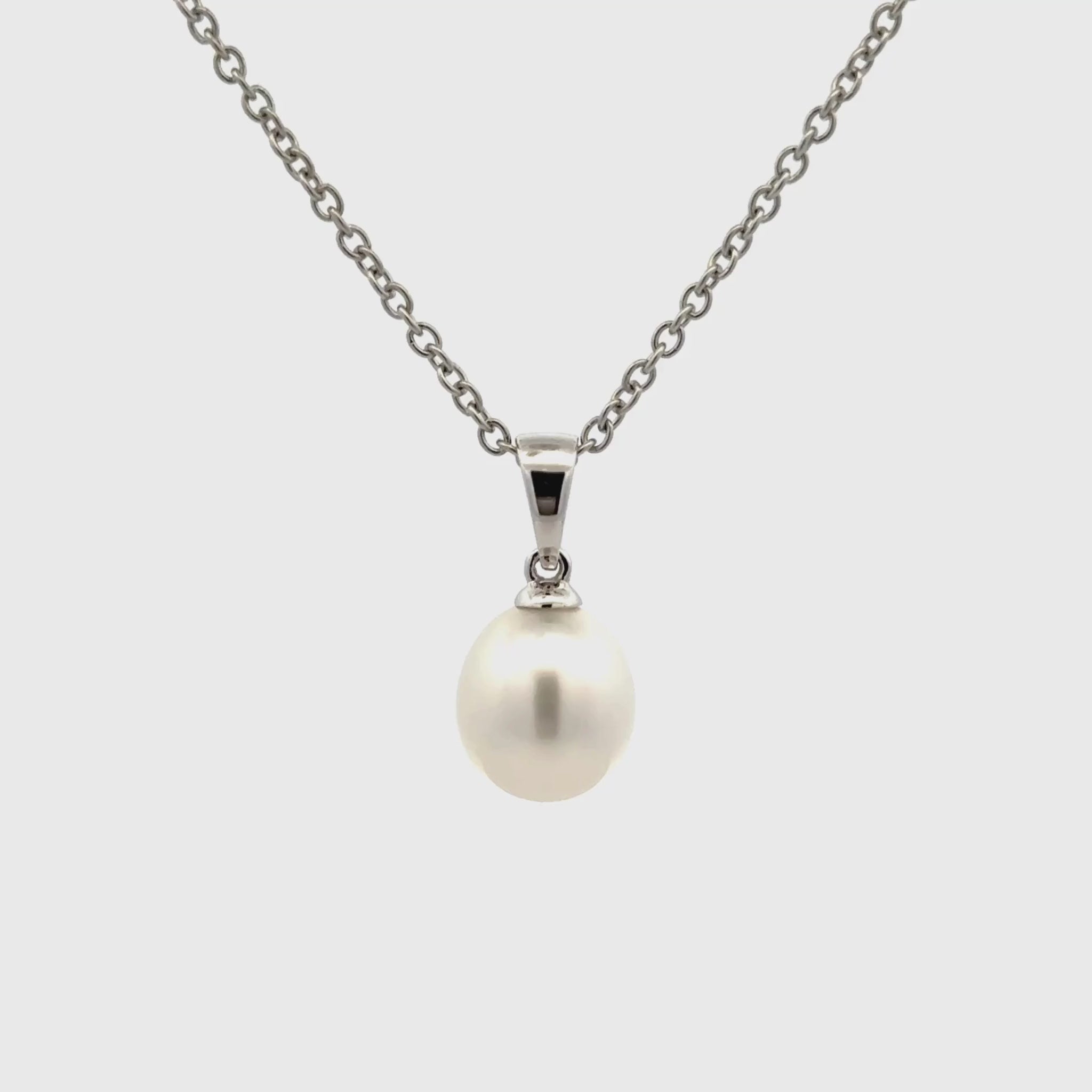9K White Gold Australian South Sea 9-10 mm Cultured Pearl Pendant 360 view video