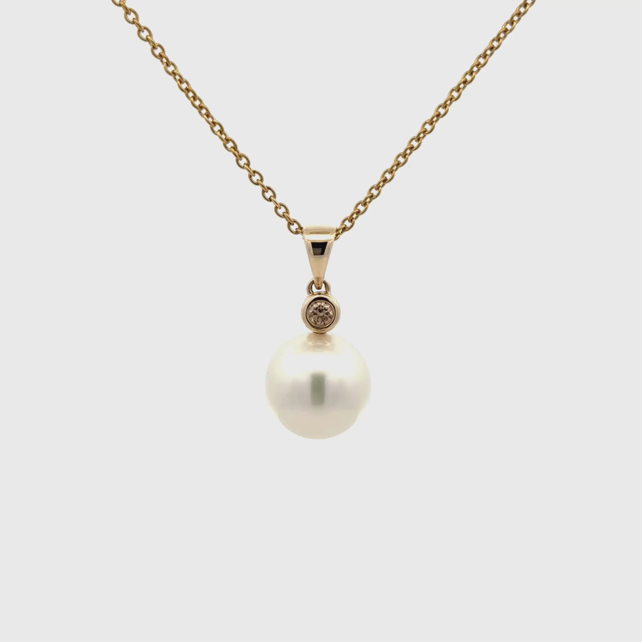 9K Yellow Gold Australian South Sea 12-13 mm Cultured Pearl & Diamond Pendant 360 view video