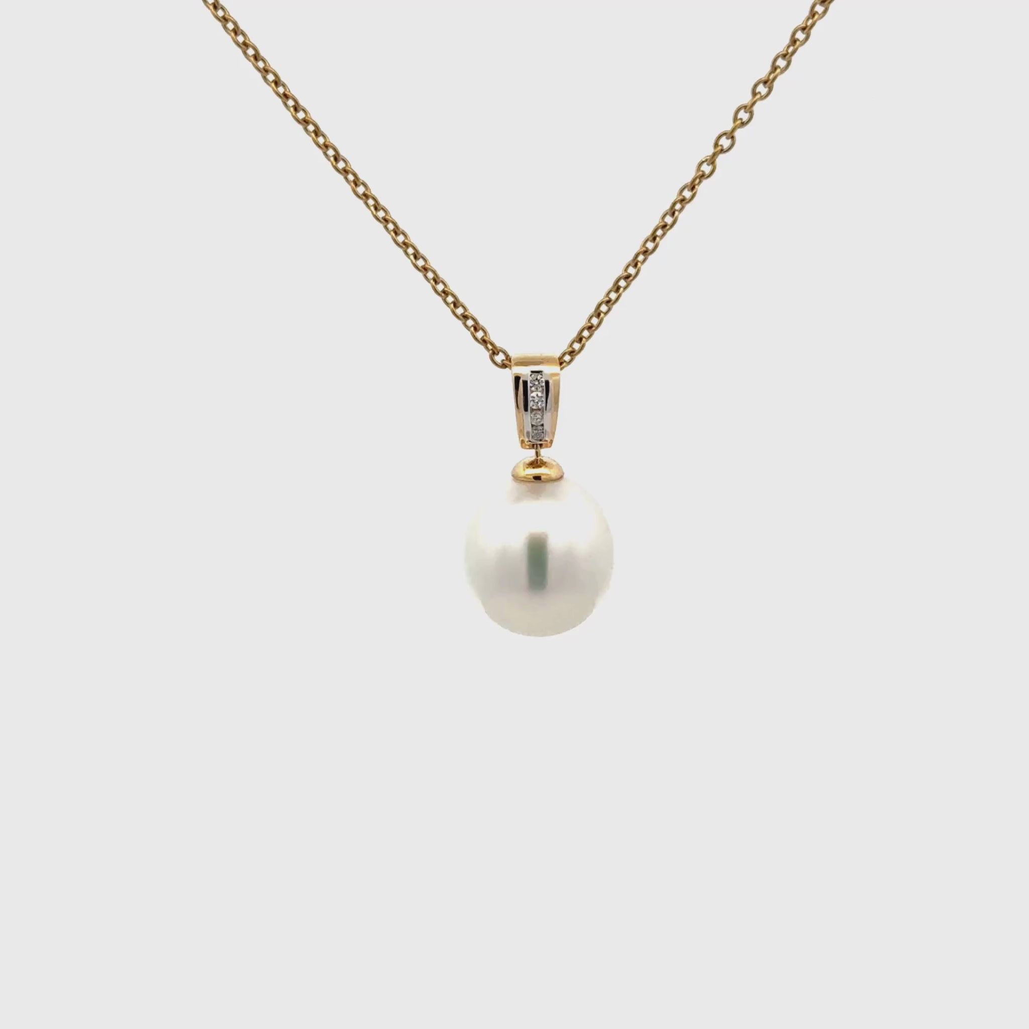 18K Yellow Gold Australian South Sea 11-12 mm Cultured Pearl and Diamond Pendant 360 view video