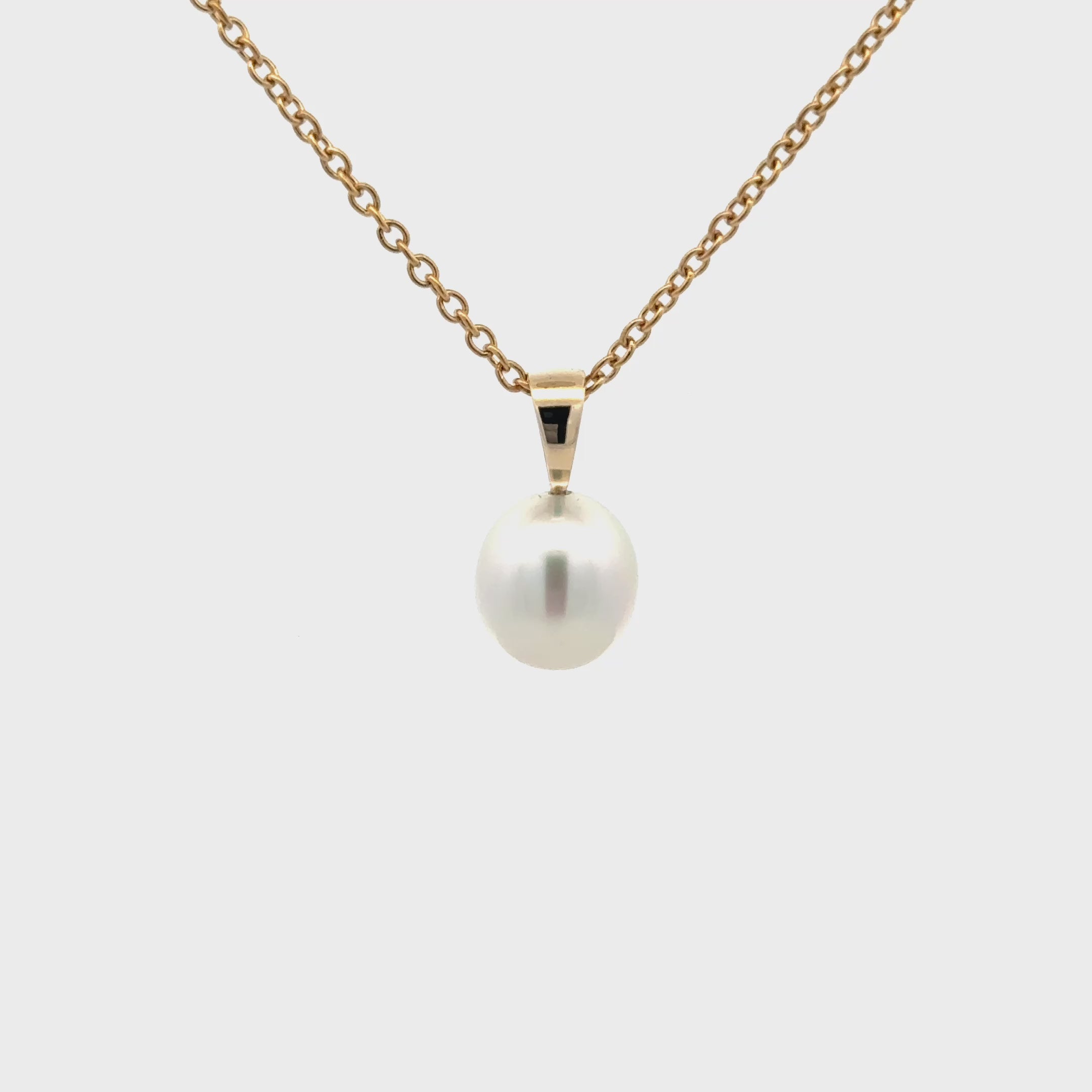 9K Yellow Gold Australian South Sea 9-10 mm Cultured Pearl Pendant 360 view video